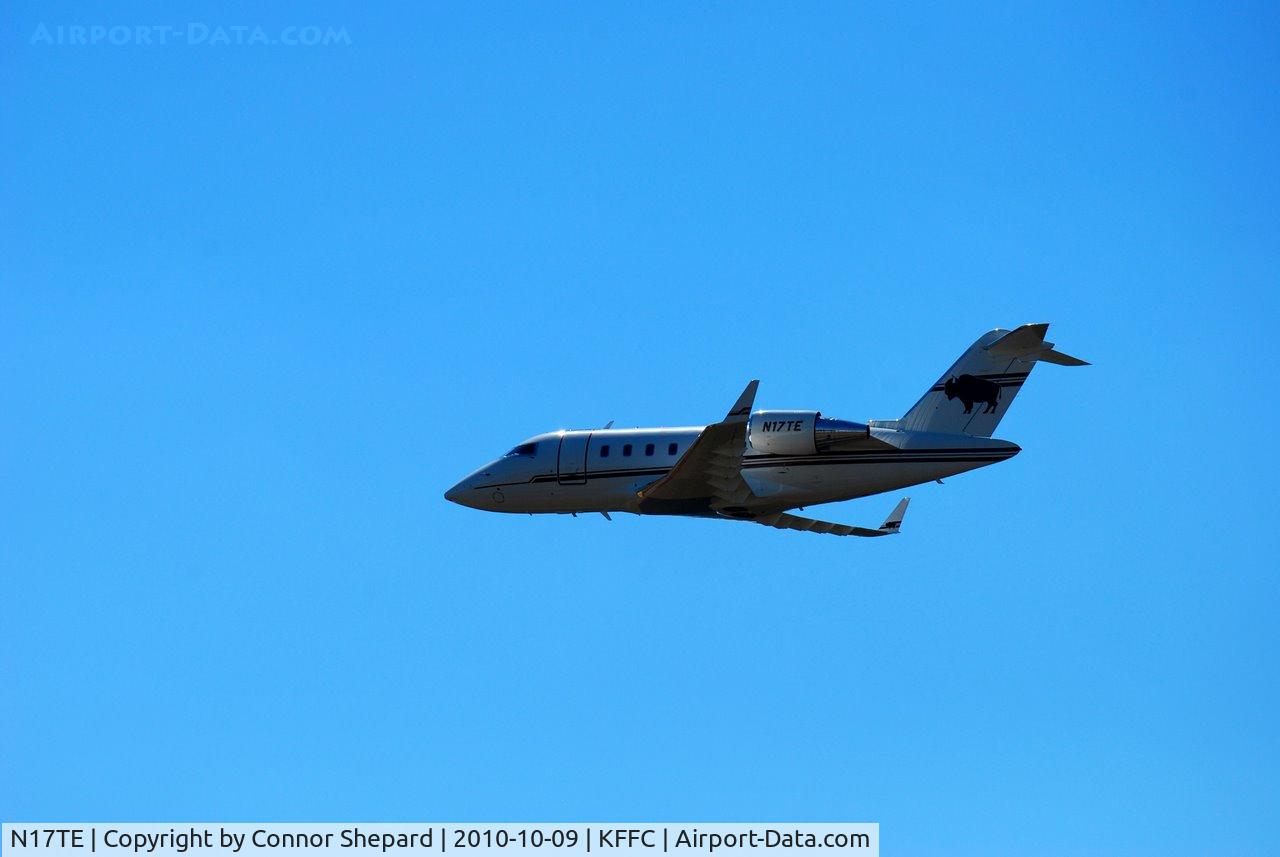 N17TE, 2007 Bombardier Challenger 605 (CL-600-2B16) C/N 5724, high speed pass