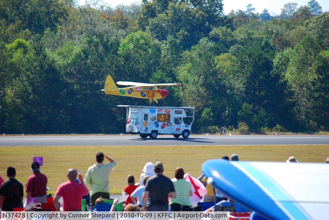 N37428, 1942 Interstate S-1A Cadet C/N 273, landing on RV