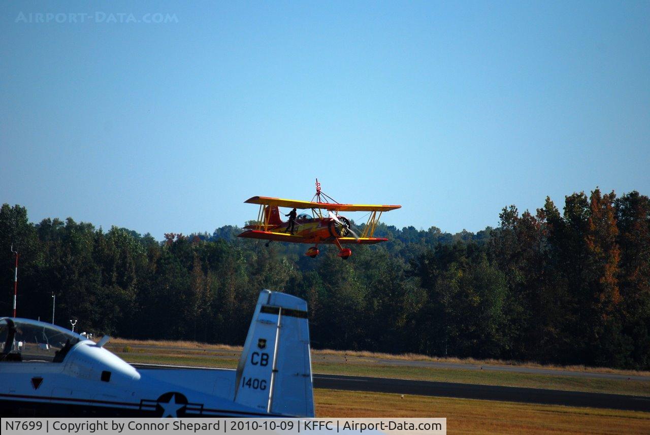 N7699, 1972 Grumman G-164A Show Cat C/N 1004, wing walking