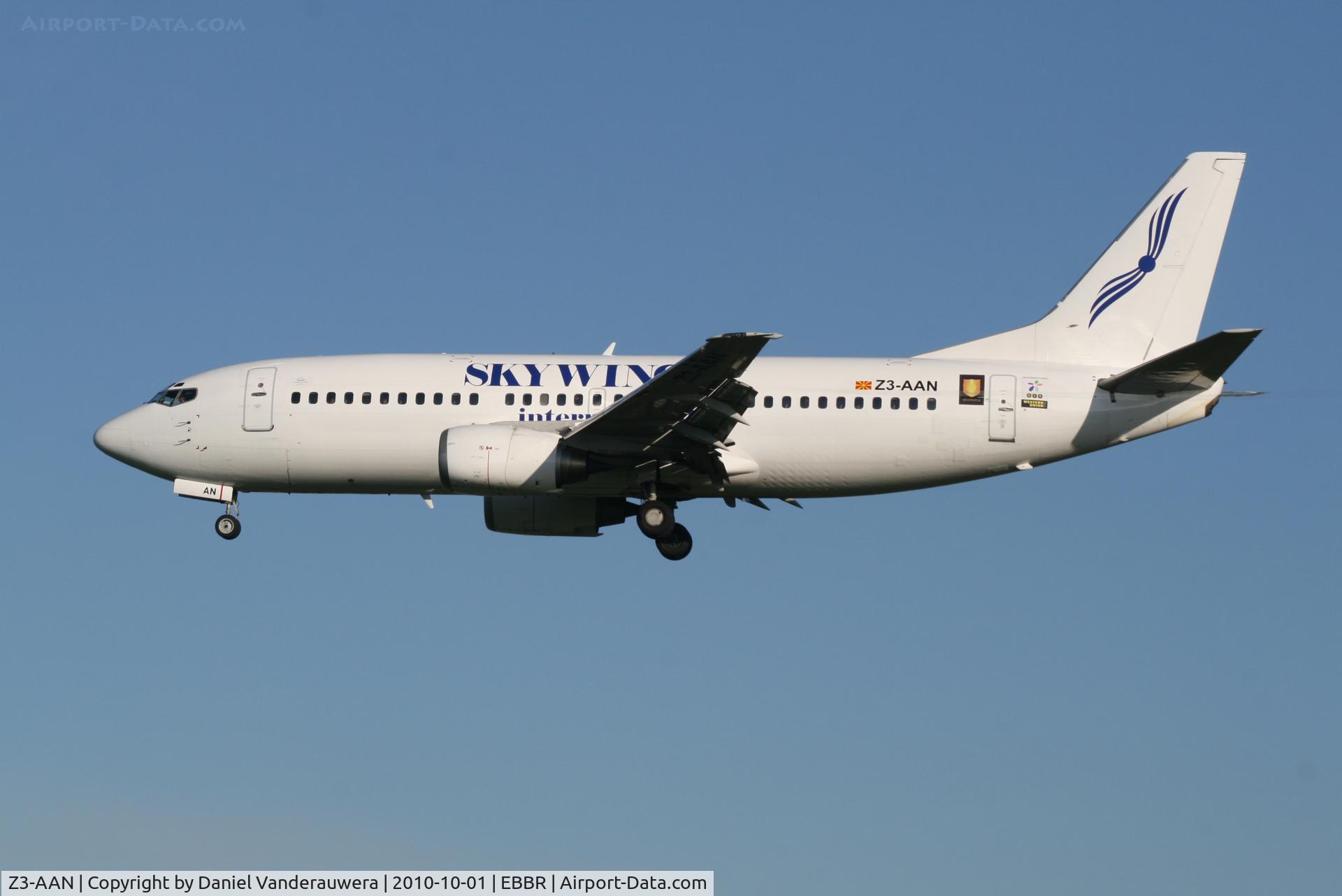 Z3-AAN, 1989 Boeing 737-382 C/N 24365, Flight LFM511