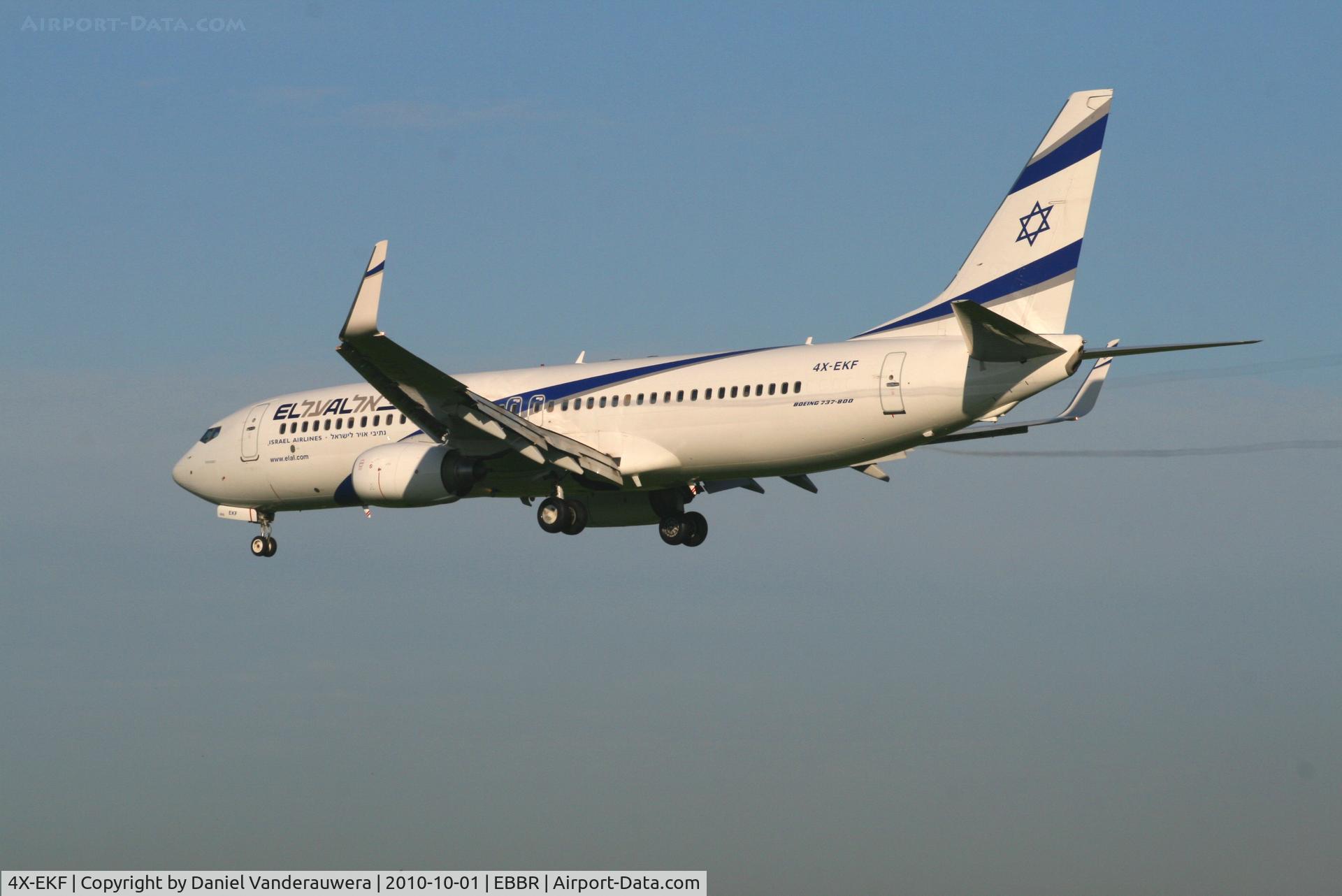 4X-EKF, 2008 Boeing 737-8HX C/N 29638, Flight LY331 is descending to RWY 25L