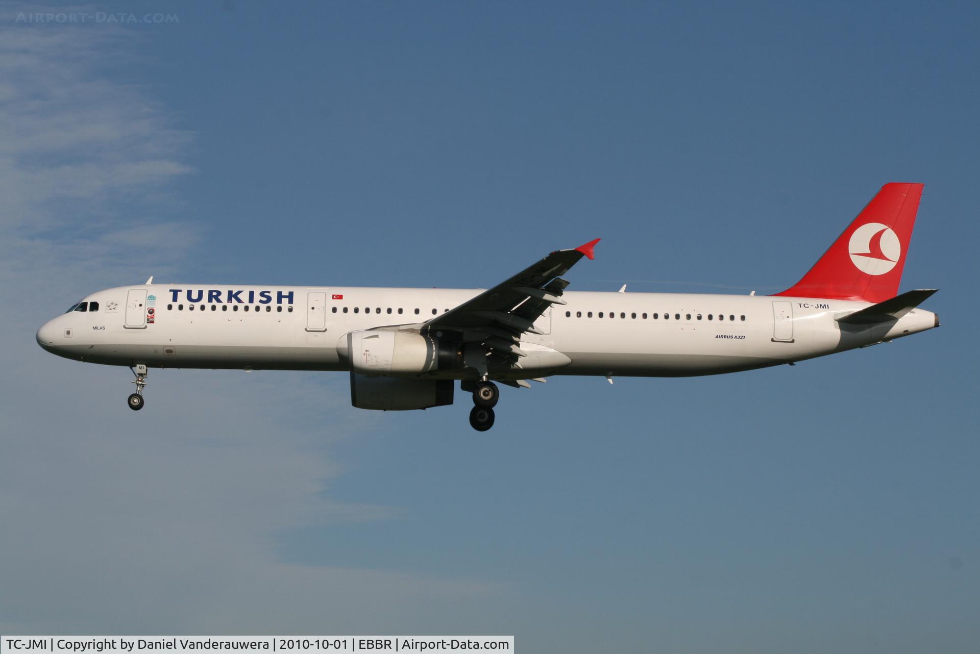 TC-JMI, 2008 Airbus A321-232 C/N 3673, Arrival of flight TK1937 to RWY 25L  - new sticker -