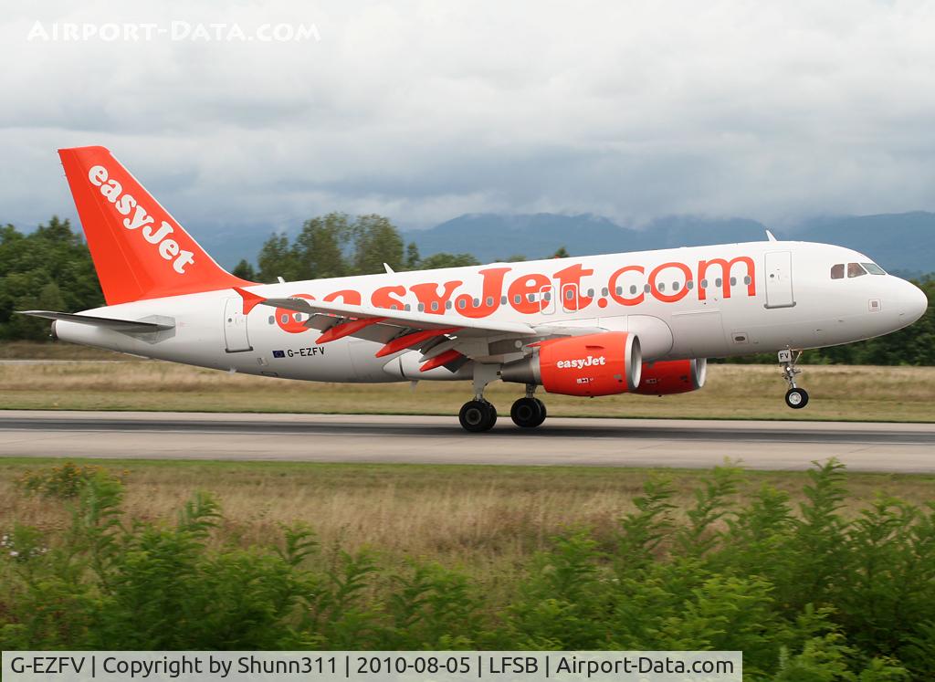 G-EZFV, 2010 Airbus A319-111 C/N 4327, Landing rwy 16