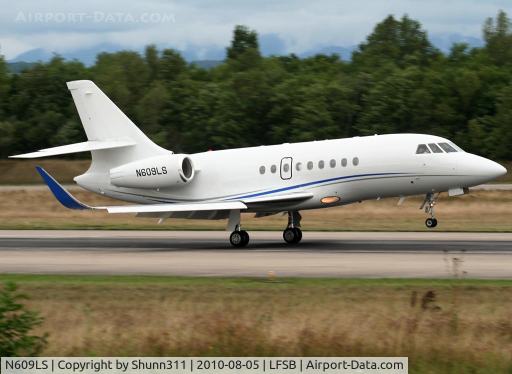 N609LS, Dassault Falcon 2000EX C/N 176, Landing rwy 16
