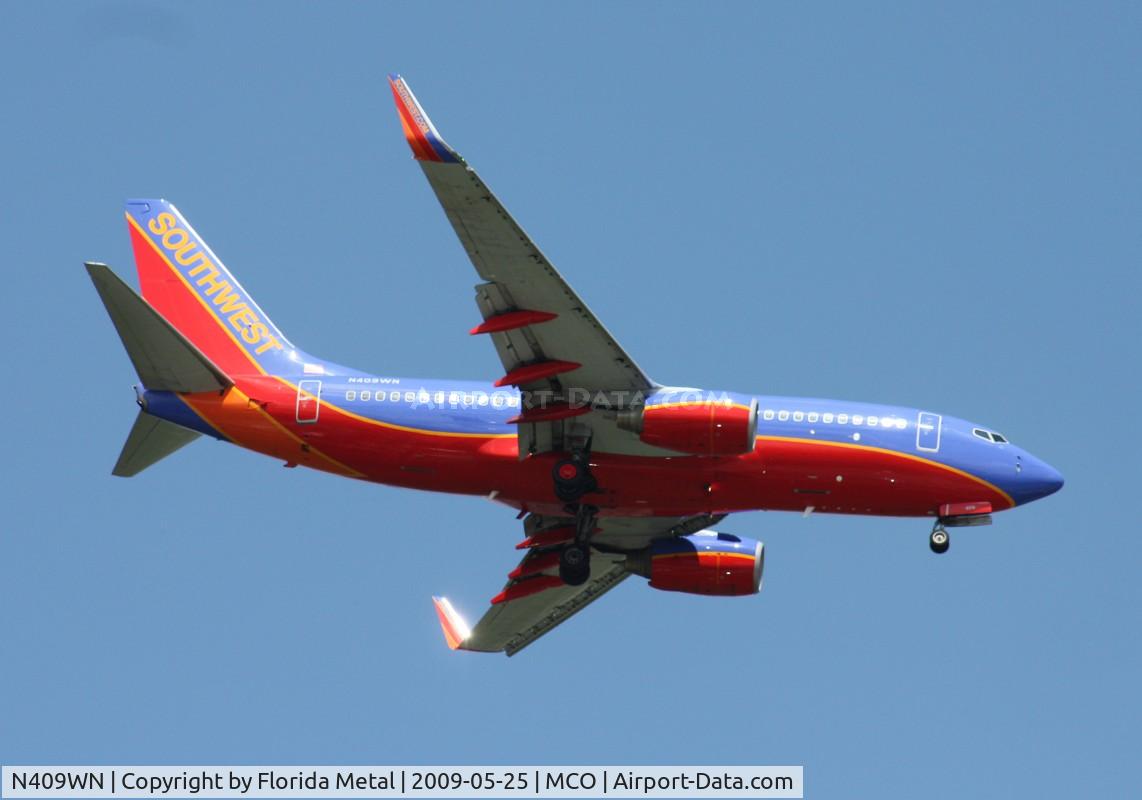 N409WN, 2001 Boeing 737-7H4 C/N 27896, Southwest 737-700