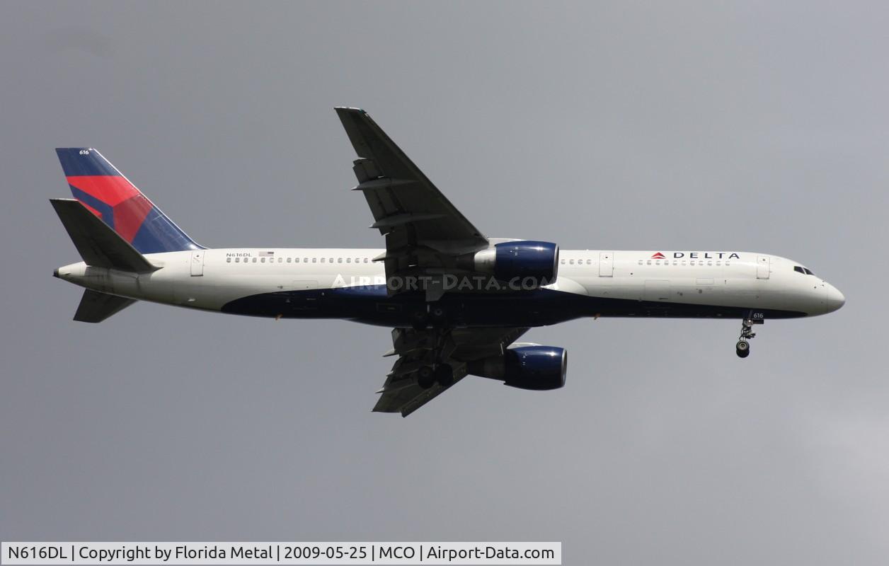 N616DL, 1986 Boeing 757-232 C/N 22823, Delta 757-200