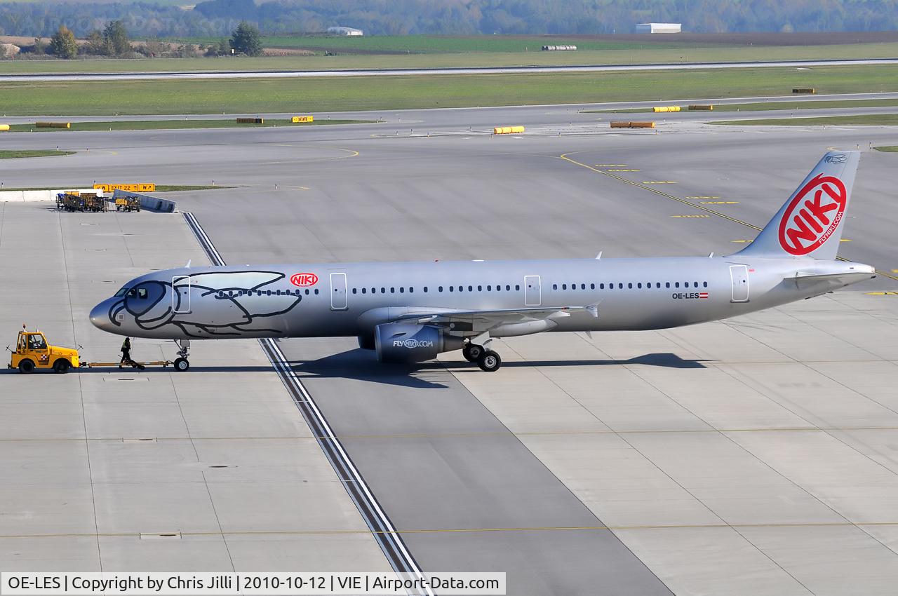 OE-LES, 2008 Airbus A321-211 C/N 3504, NIKI