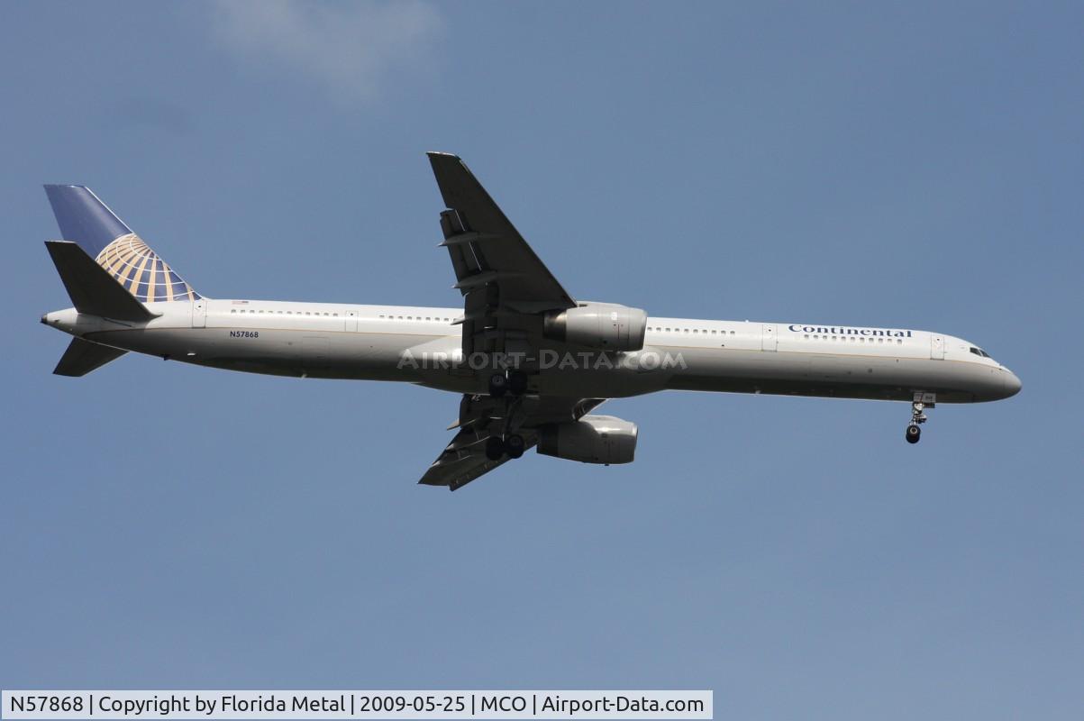 N57868, 2002 Boeing 757-33N C/N 32590, Continental 757-300