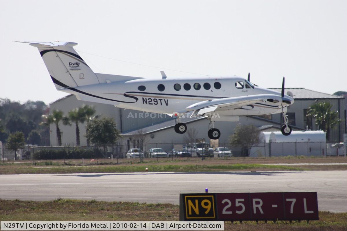 N29TV, 1983 Beech B200 King Air C/N BB-1138, Beech 200