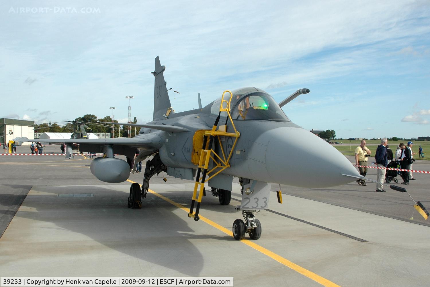 39233, Saab JAS-39C Gripen C/N 39233, JAS 39C Gripen static display