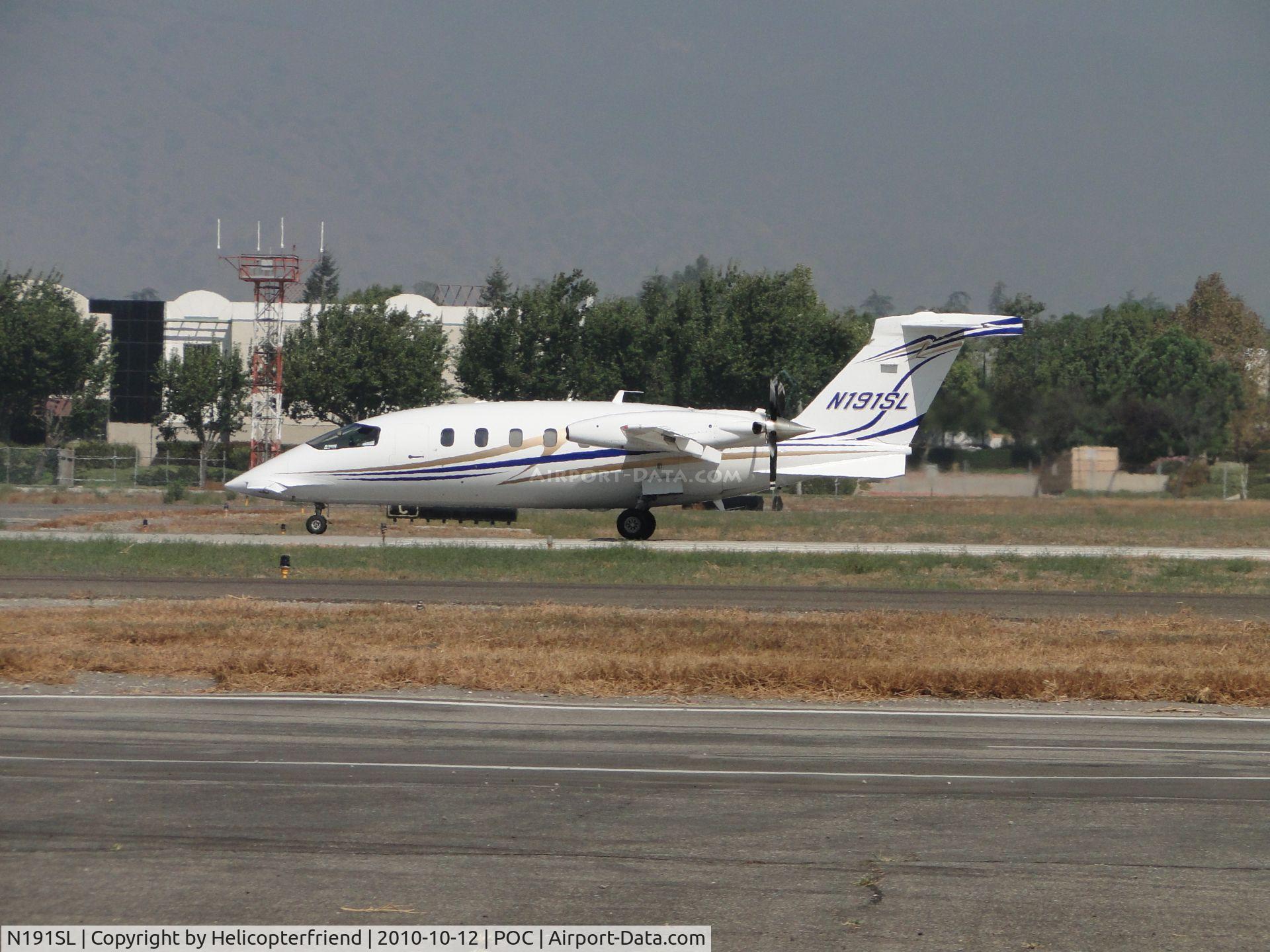 N191SL, 2009 Piaggio P-180 Avanti II C/N 1194, Rolling on take off runway 26L for a straight out departure