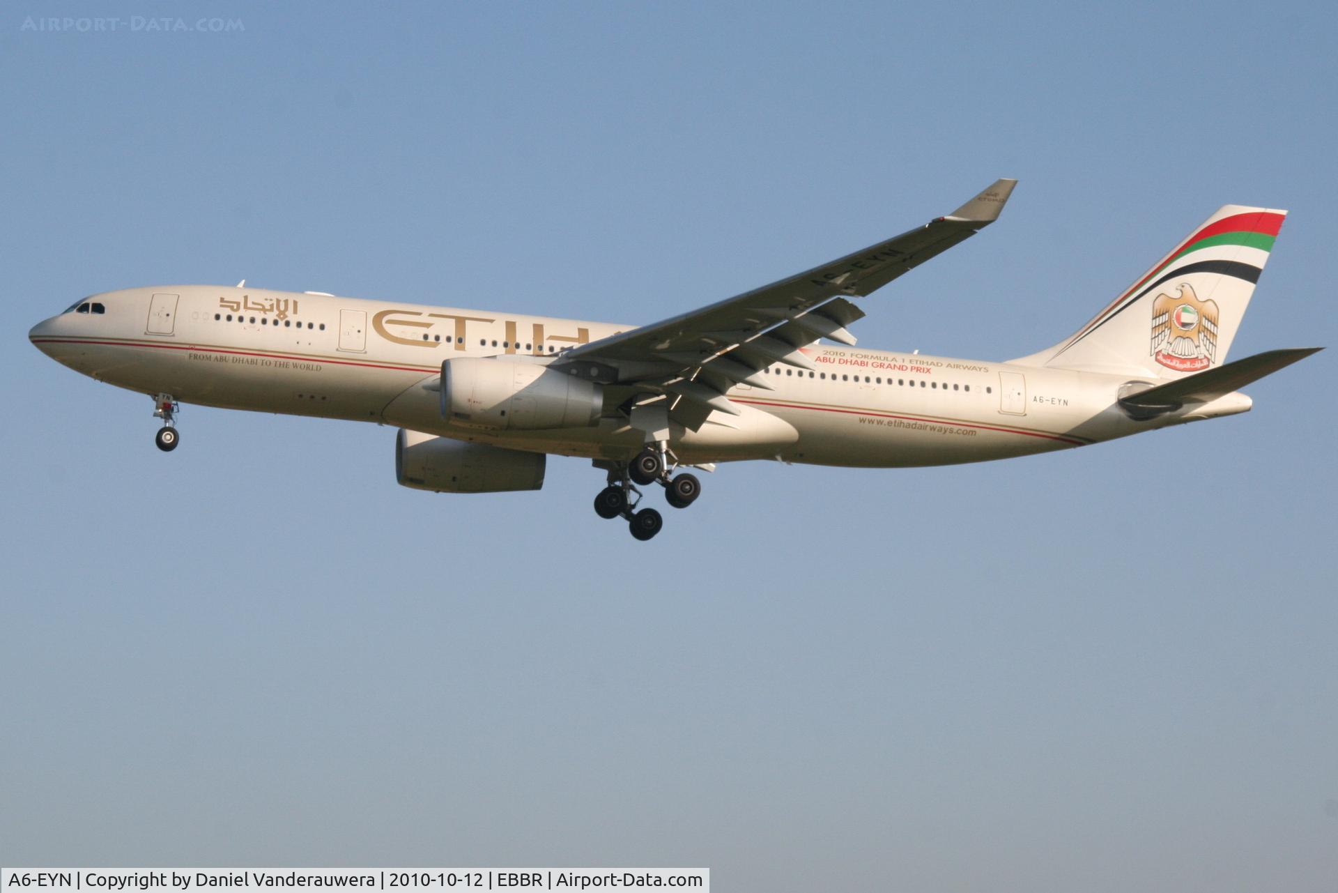 A6-EYN, 2007 Airbus A330-243 C/N 832, Arrival of flight EY055 to RWY 02