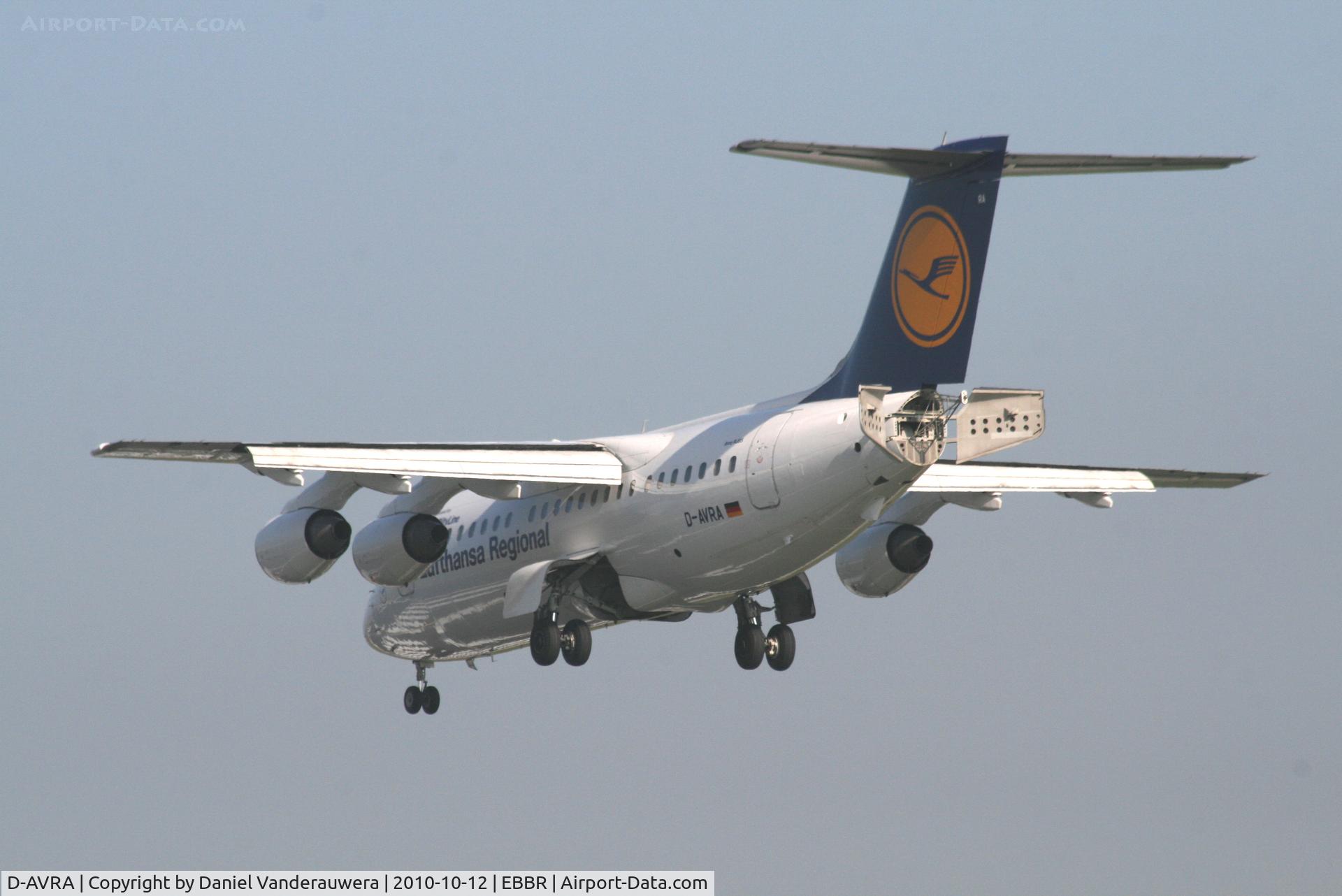 D-AVRA, 1994 British Aerospace Avro 146-RJ85 C/N E.2256, Flight LH4606 is descending to RWY 02