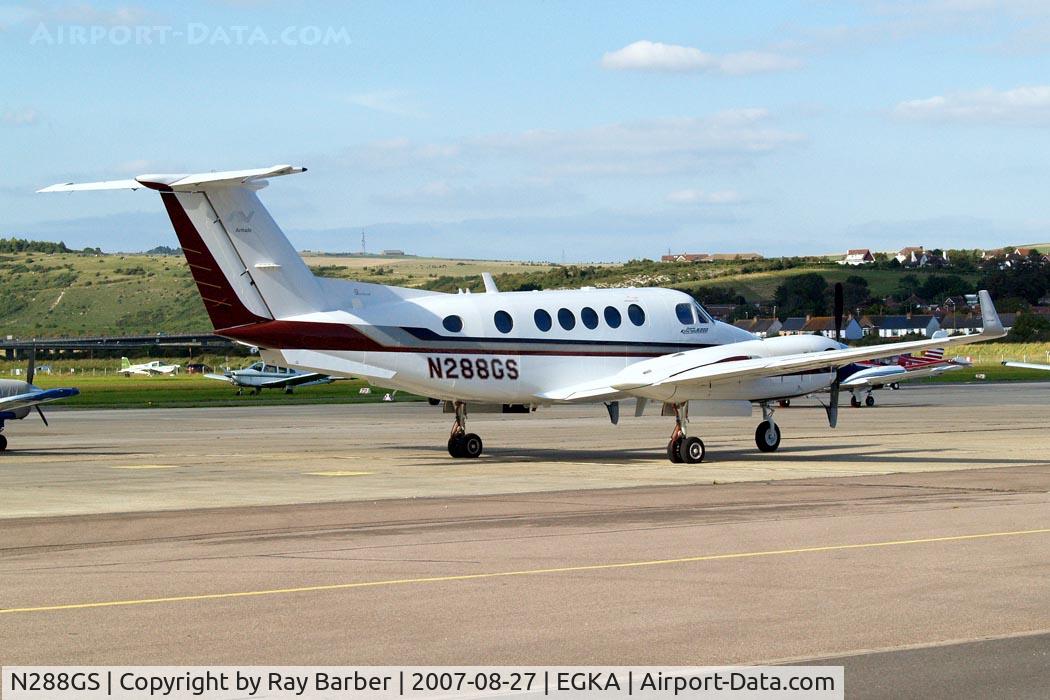 N288GS, 1996 Raytheon B200 King Air C/N BB-1555, Beech B200 Super King Air [BB-1555] Shoreham~G 27/08/2007