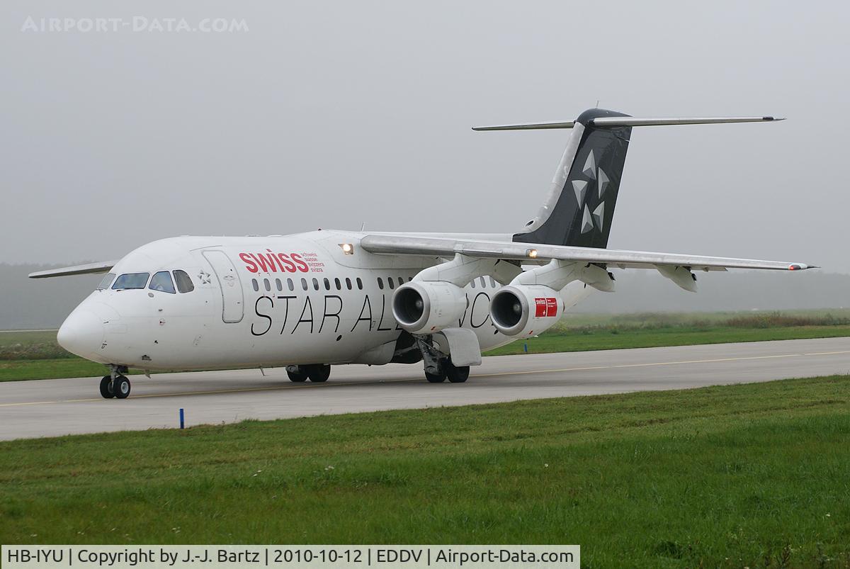 HB-IYU, 2000 British Aerospace Avro 146-RJ100 C/N E3379, DSLR-A230 (55-200 mm); www.haj-spotter.de.tf