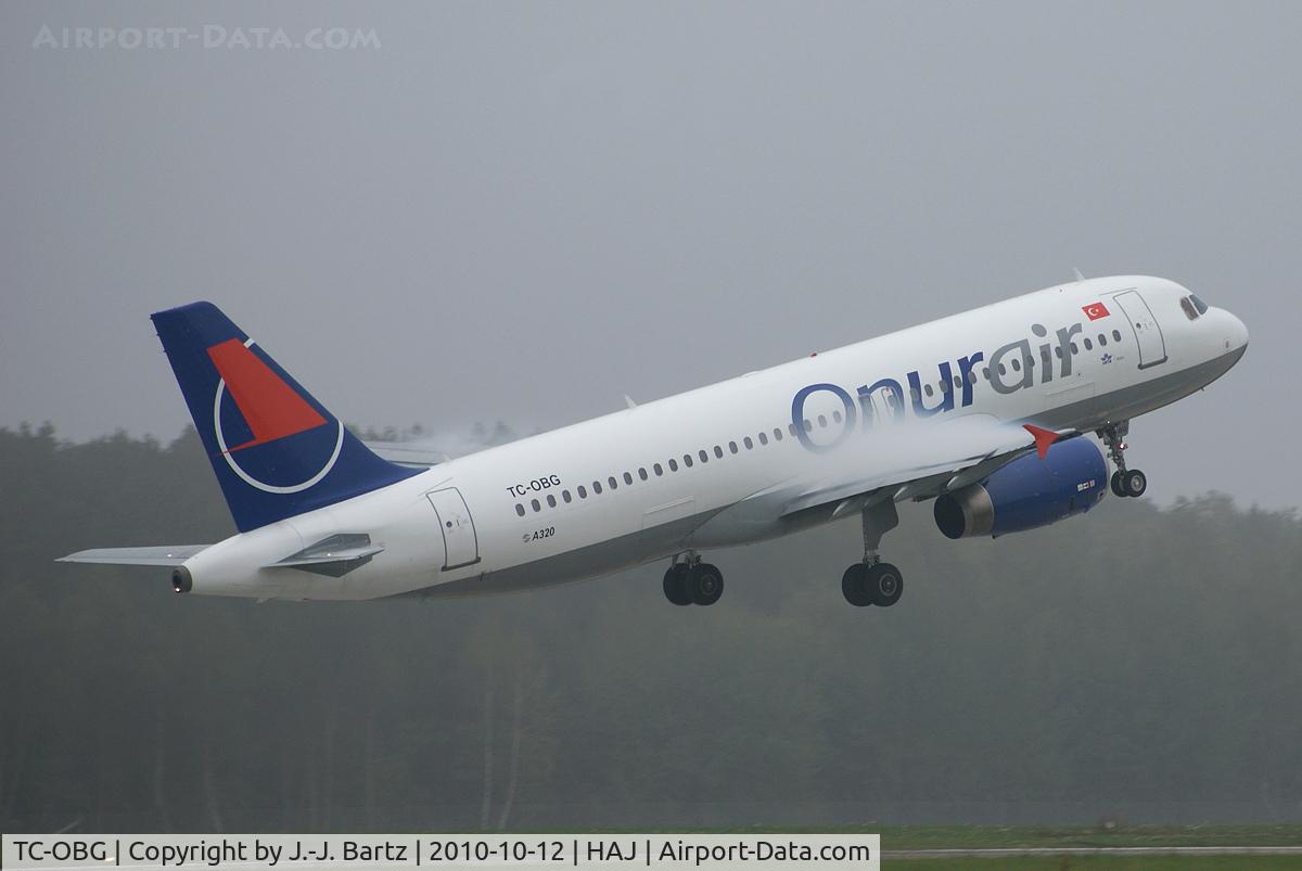 TC-OBG, 1996 Airbus A320-233 C/N 916, DSLR-A230 (55-200 mm); www.haj-spotter.de.tf