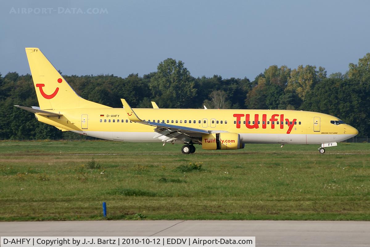 D-AHFY, 2001 Boeing 737-8K5 C/N 30417, DSLR-A230 (55-200 mm); www.haj-spotter.de.tf