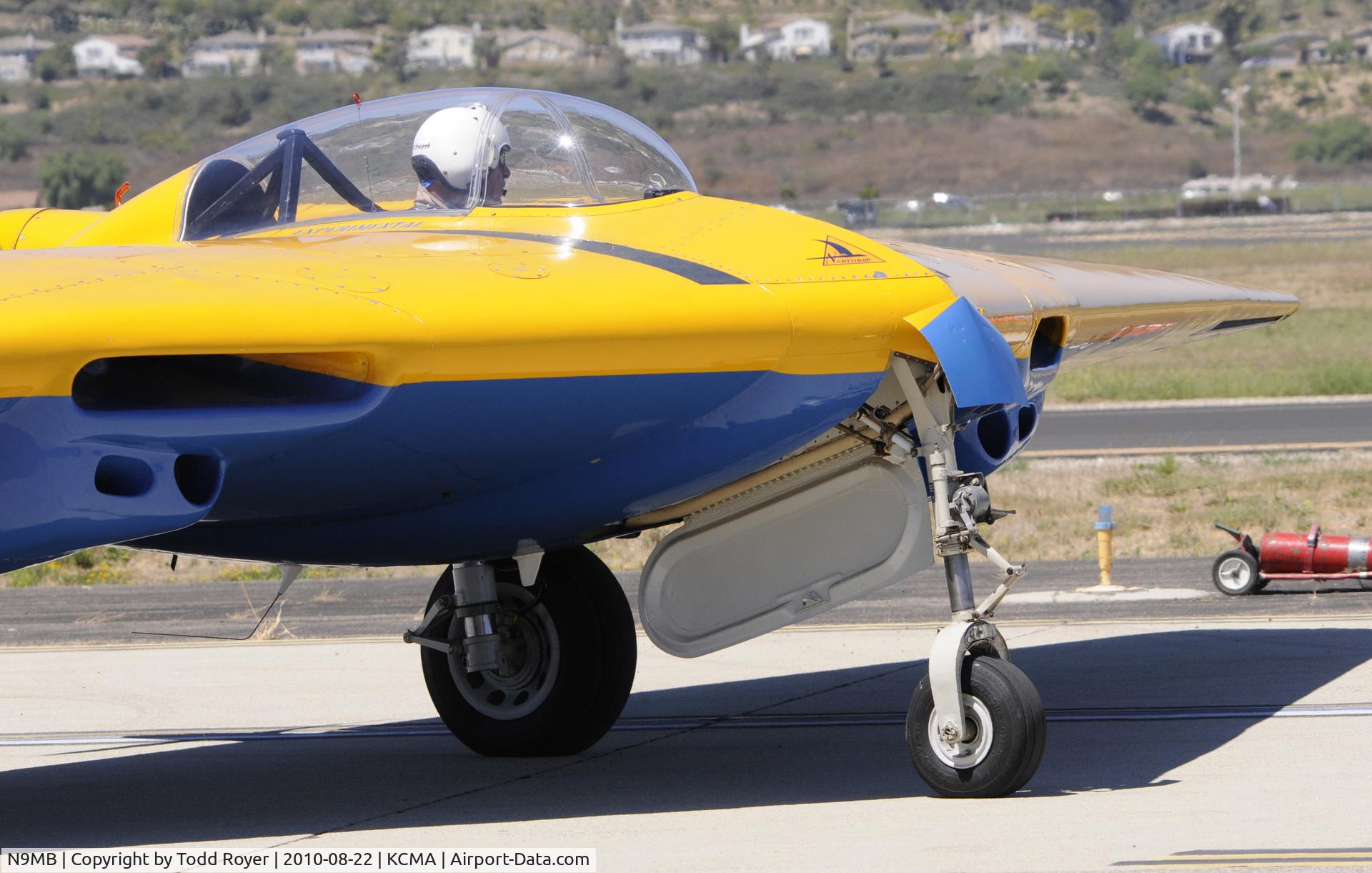 N9MB, 1945 Northrop N9M C/N 04, 2010 CAMARILLO AIRSHOW