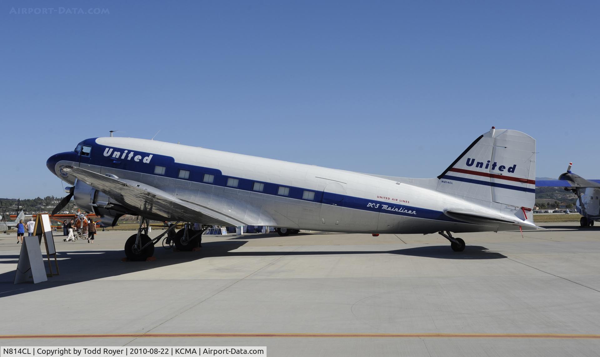 N814CL, 1945 Douglas DC-3C (C-47B-50-DK) C/N 34370, 2010 CAMARILLO AIRSHOW