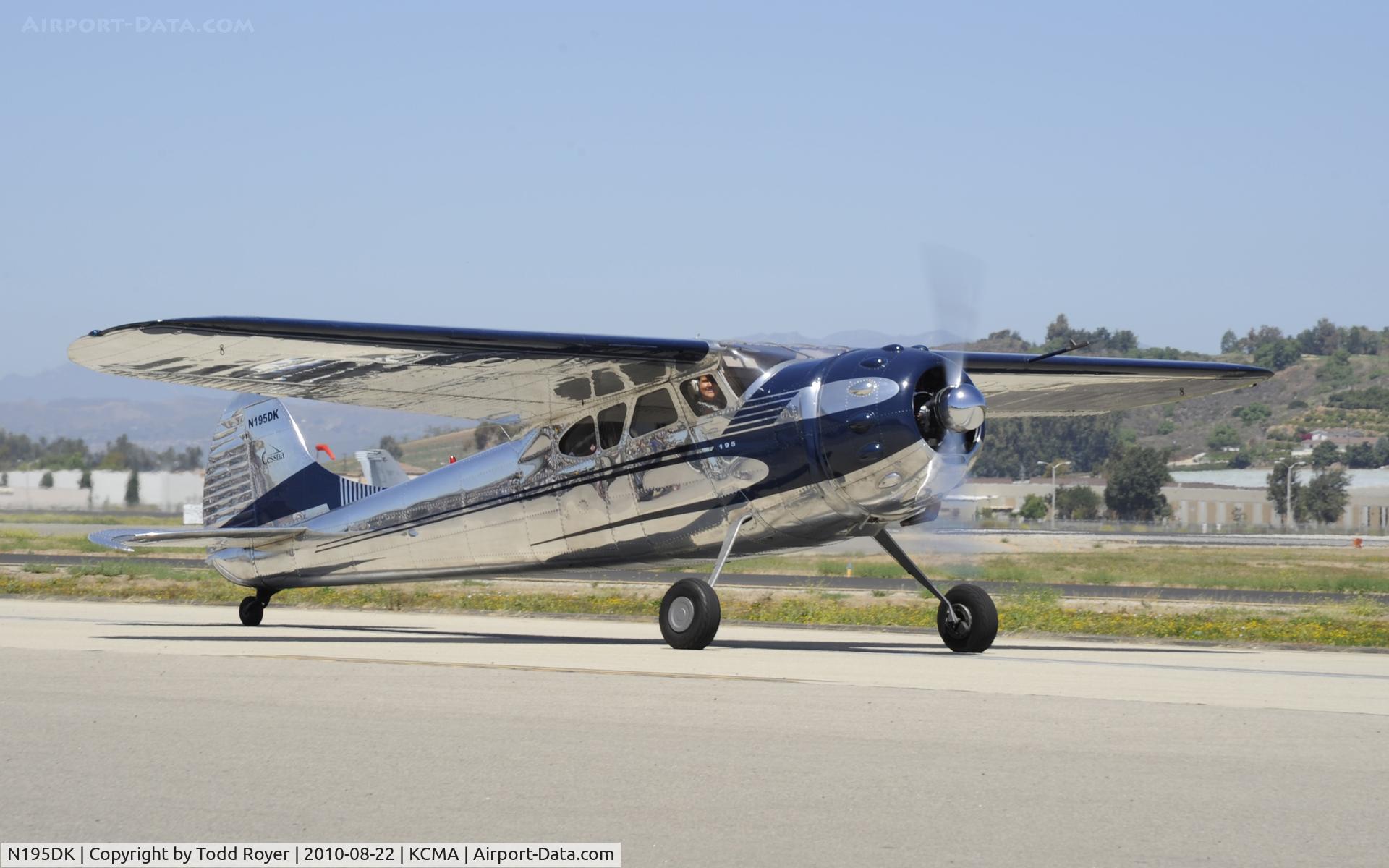 N195DK, 1950 Cessna 195A C/N 7615, 2010 CAMARILLO AIRSHOW