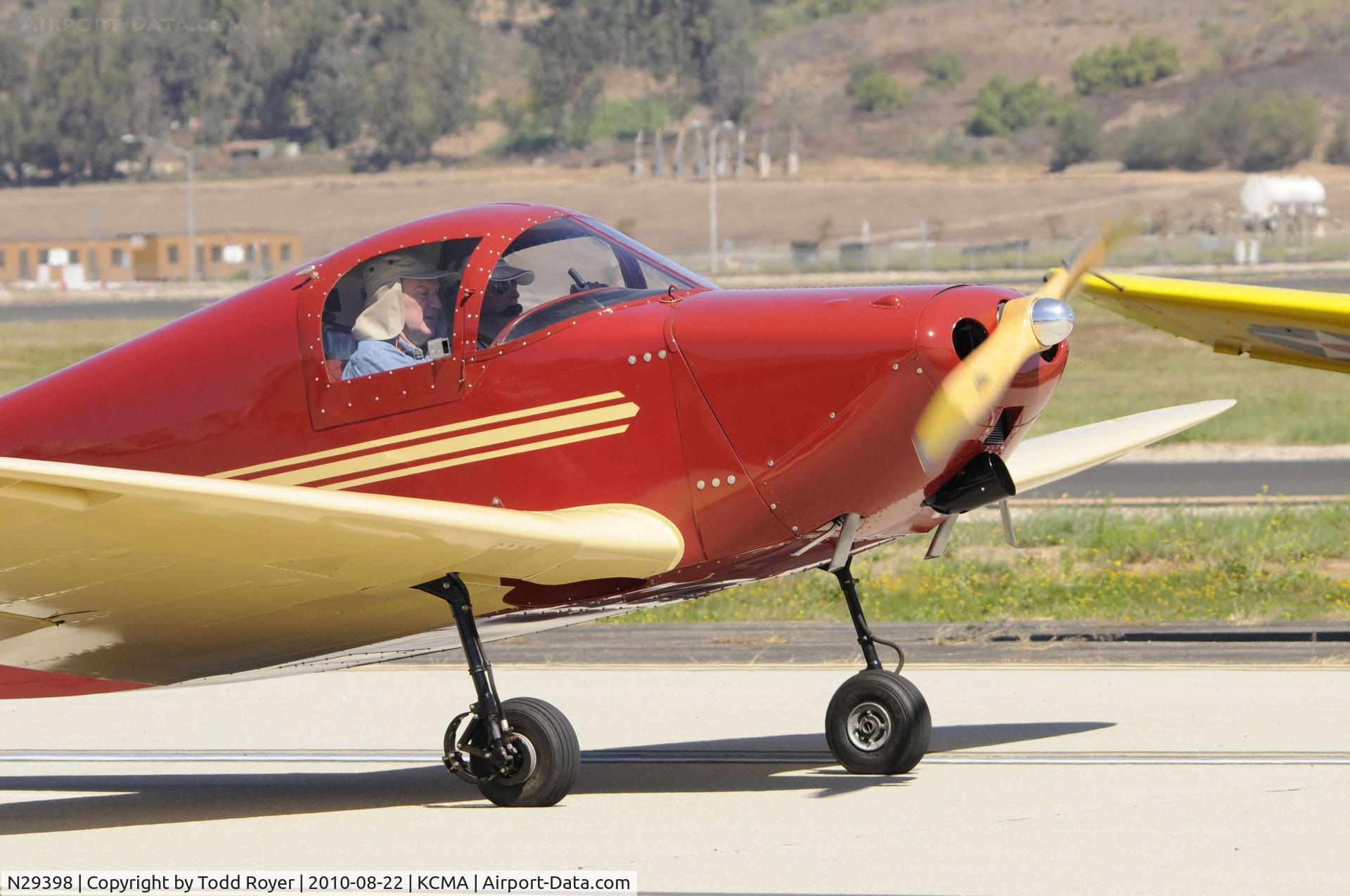 N29398, 1940 Culver LCA C/N 191, 2010 CAMARILLO AIRSHOW