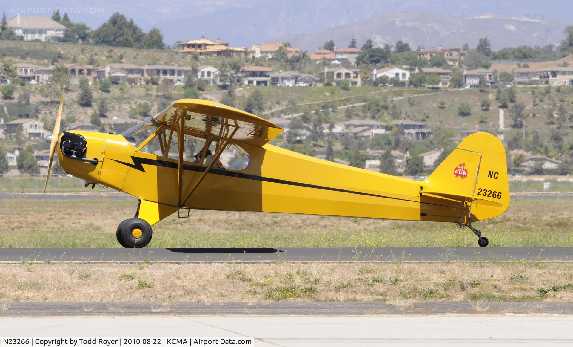 N23266, 1939 Piper J3C-65 Cub Cub C/N 3113, 2010 CAMARILLO AIRSHOW