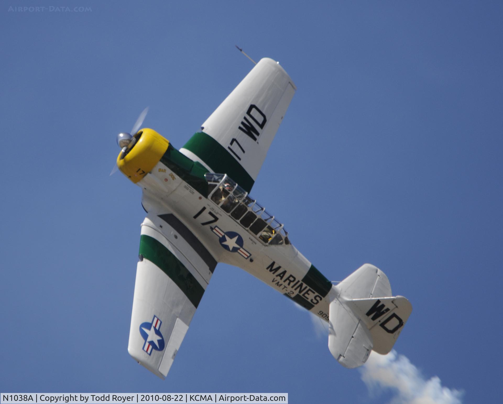 N1038A, 1944 North American SNJ-5 Texan C/N 90917 (121-41633), 2010 CAMARILLO AIRSHOW
