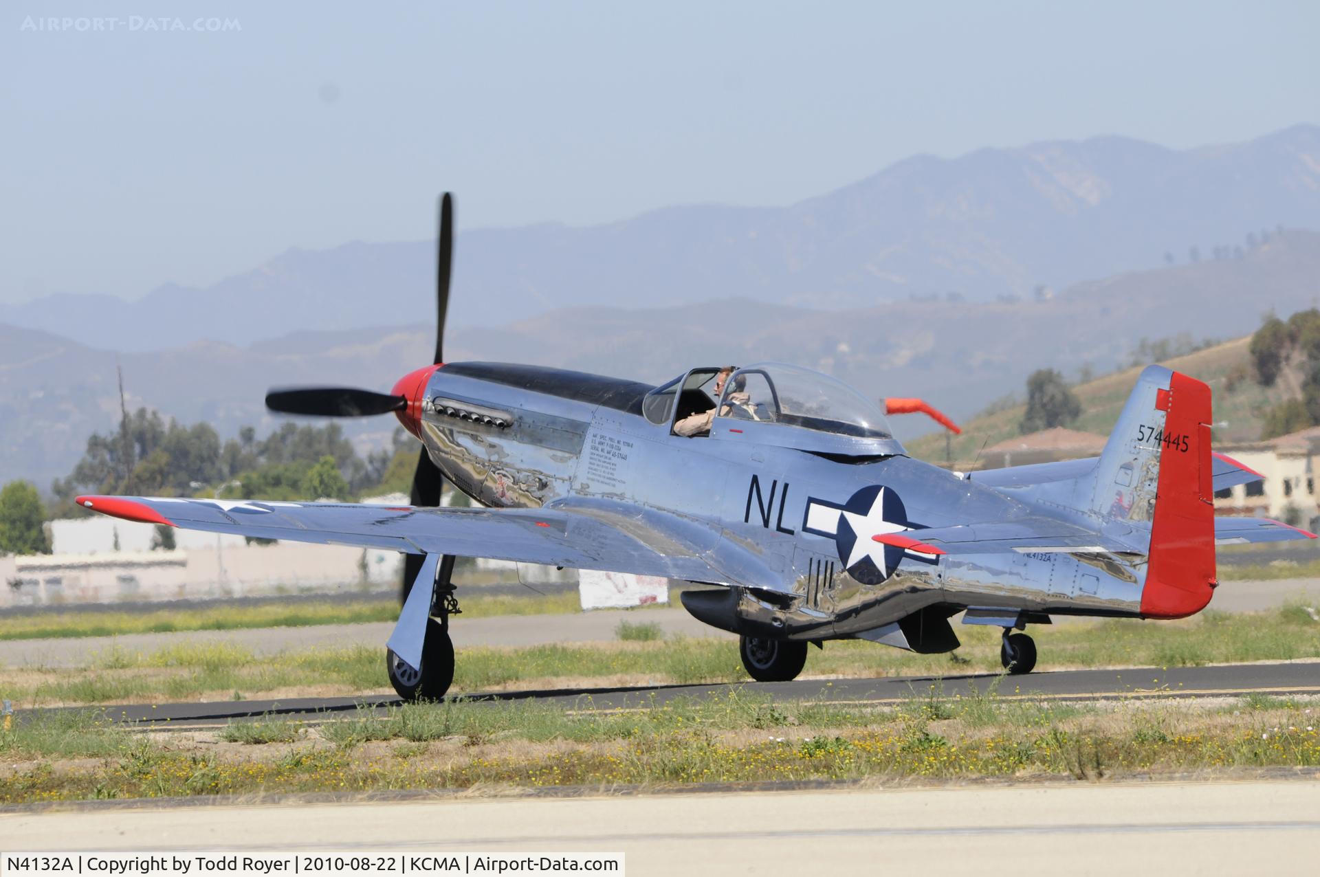 N4132A, 1944 North American P-51D Mustang C/N 122-40985, 2010 CAMARILLO AIRSHOW