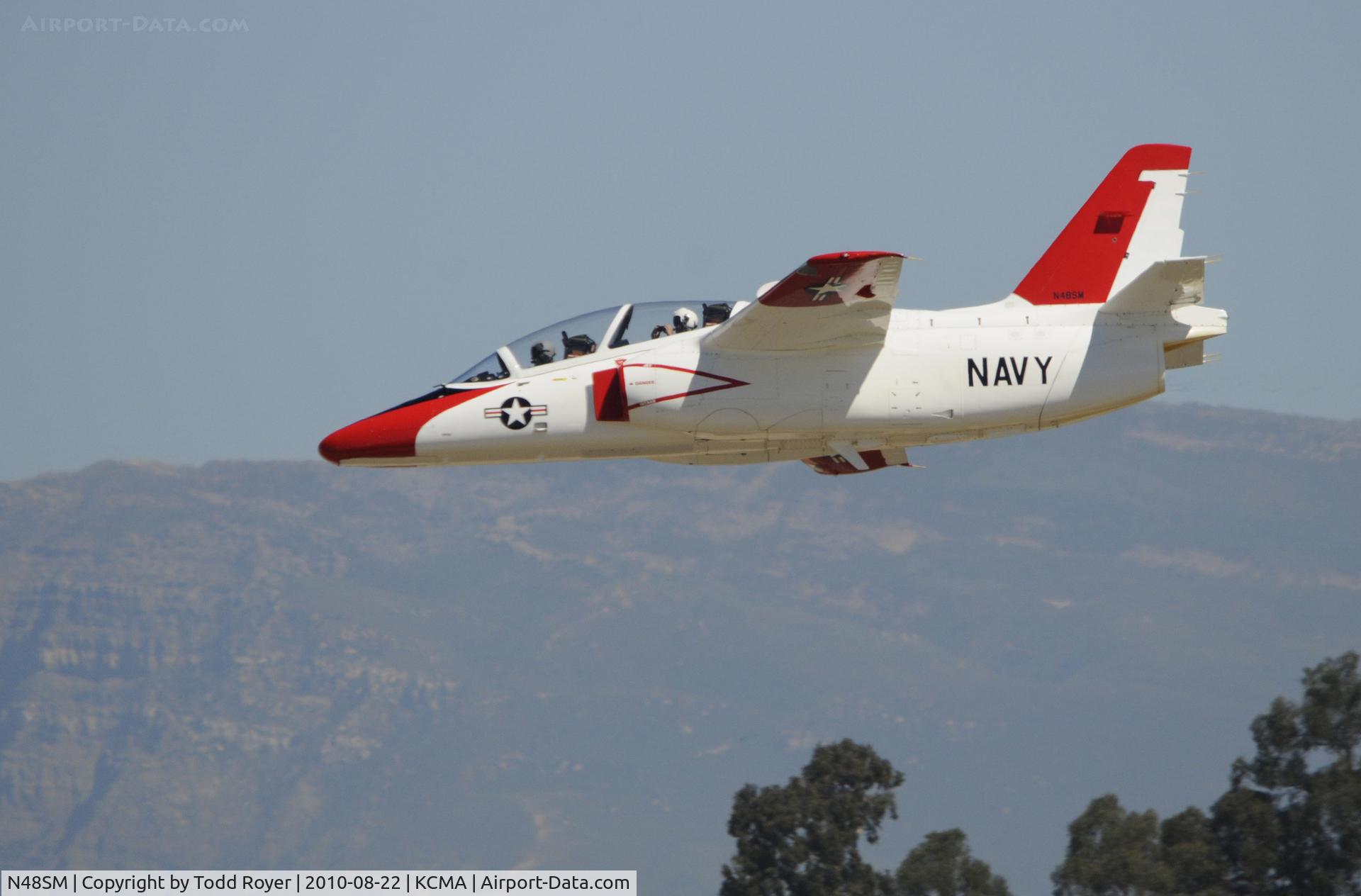 N48SM, 1985 SIAI-Marchetti S-211 C/N 014-03-001, 2010 CAMARILLO AIRSHOW