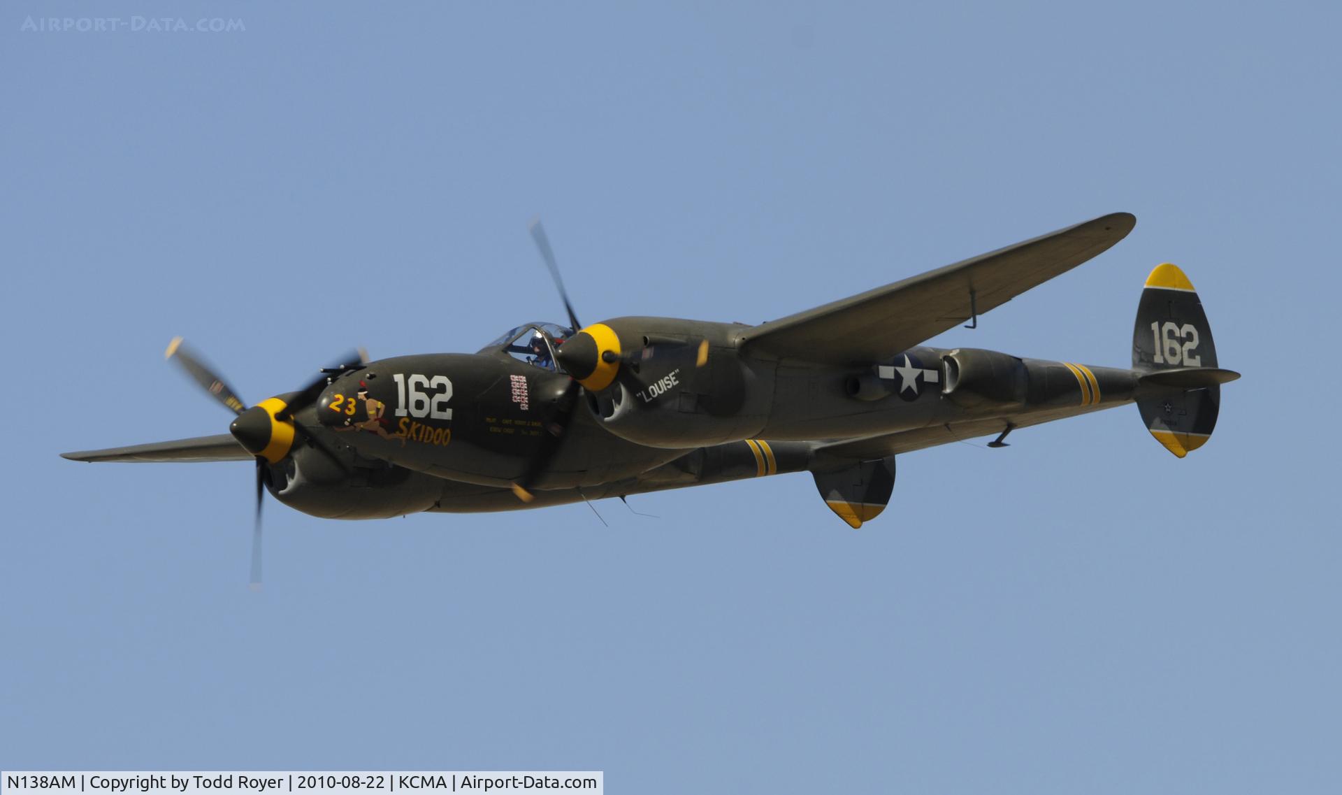 N138AM, 1943 Lockheed P-38J Lightning C/N 44-23314, 2010 CAMARILLO AIRSHOW