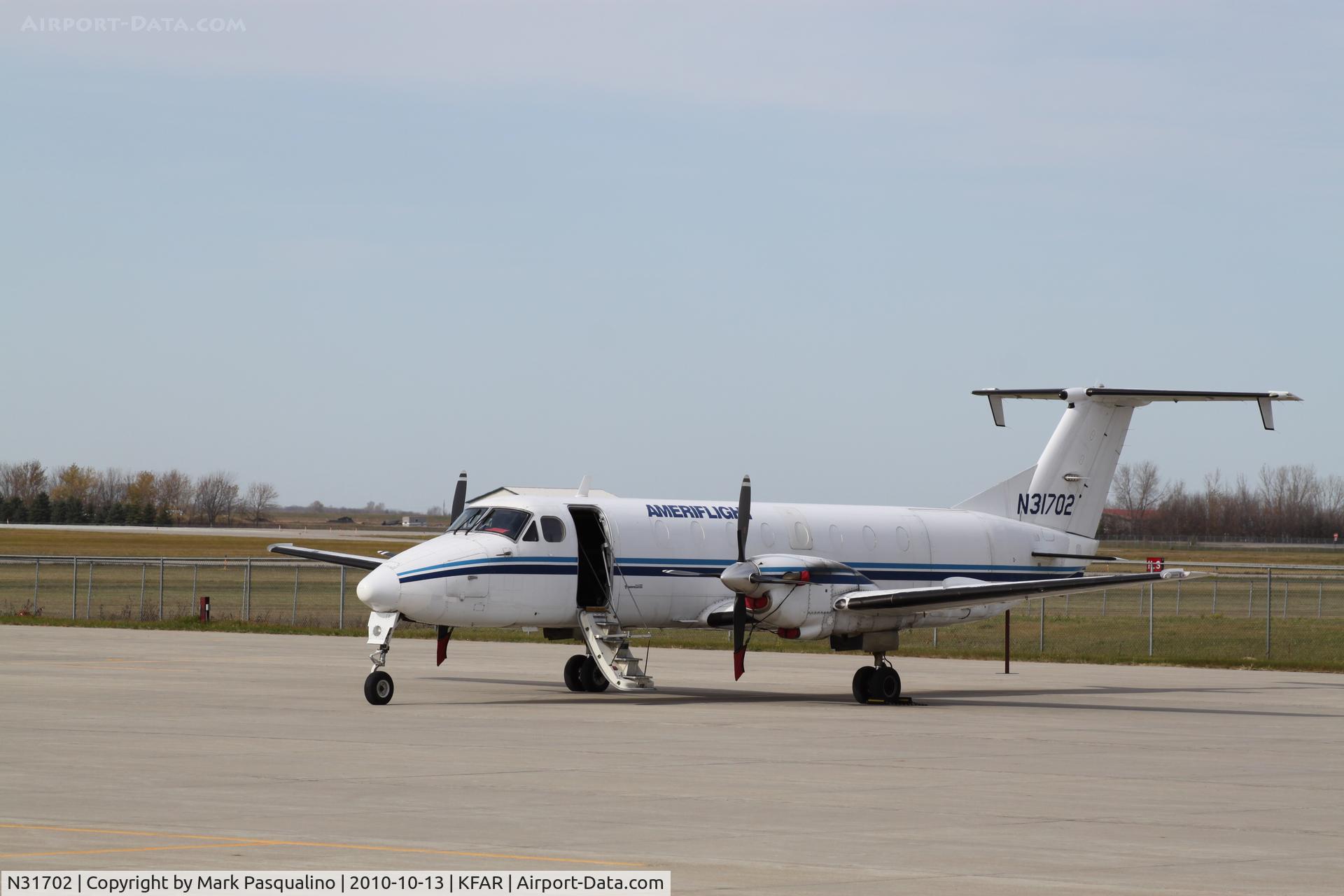 N31702, 1984 Beech 1900C C/N UB-3, Beech 1900C