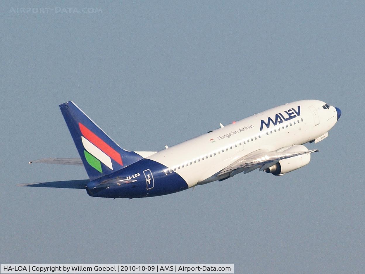 HA-LOA, 2003 Boeing 737-7Q8 C/N 28254, Take off of runway18L.