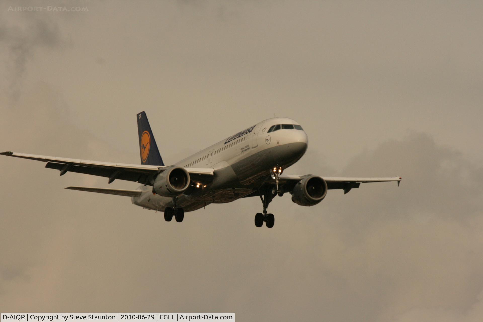 D-AIQR, 1992 Airbus A320-211 C/N 382, Taken at Heathrow Airport, June 2010