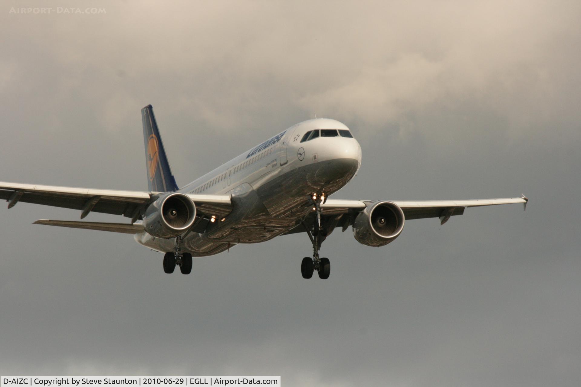 D-AIZC, 2009 Airbus A320-214 C/N 4153, Taken at Heathrow Airport, June 2010