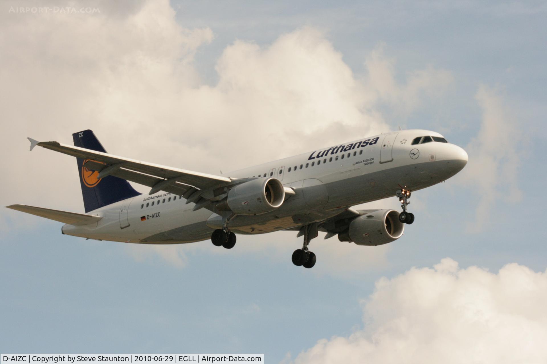 D-AIZC, 2009 Airbus A320-214 C/N 4153, Taken at Heathrow Airport, June 2010