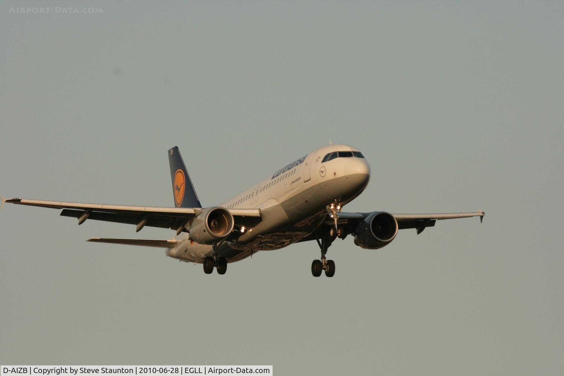 D-AIZB, 2009 Airbus A320-214 C/N 4120, Taken at Heathrow Airport, June 2010