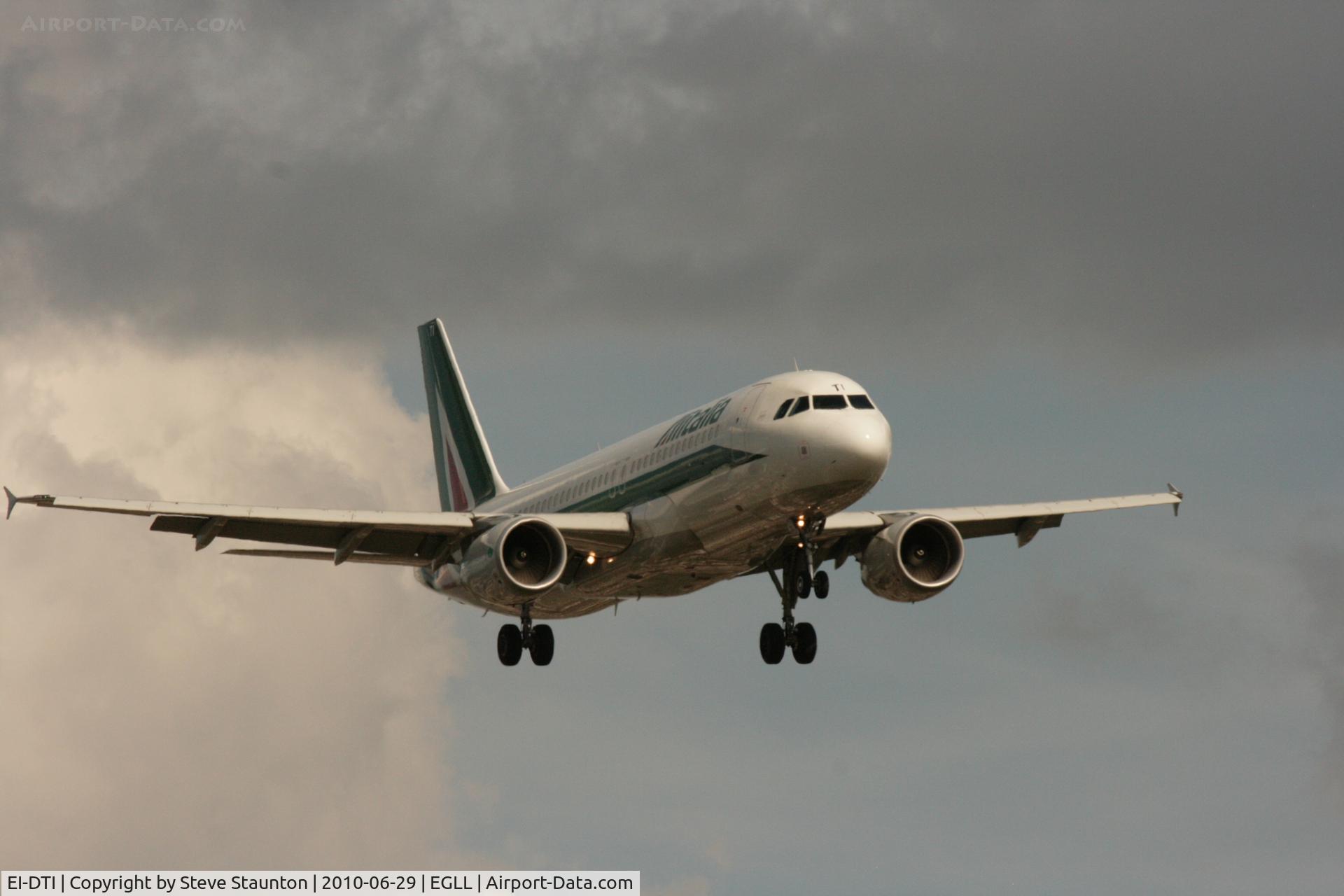 EI-DTI, 2009 Airbus A320-216 C/N 3976, Taken at Heathrow Airport, June 2010
