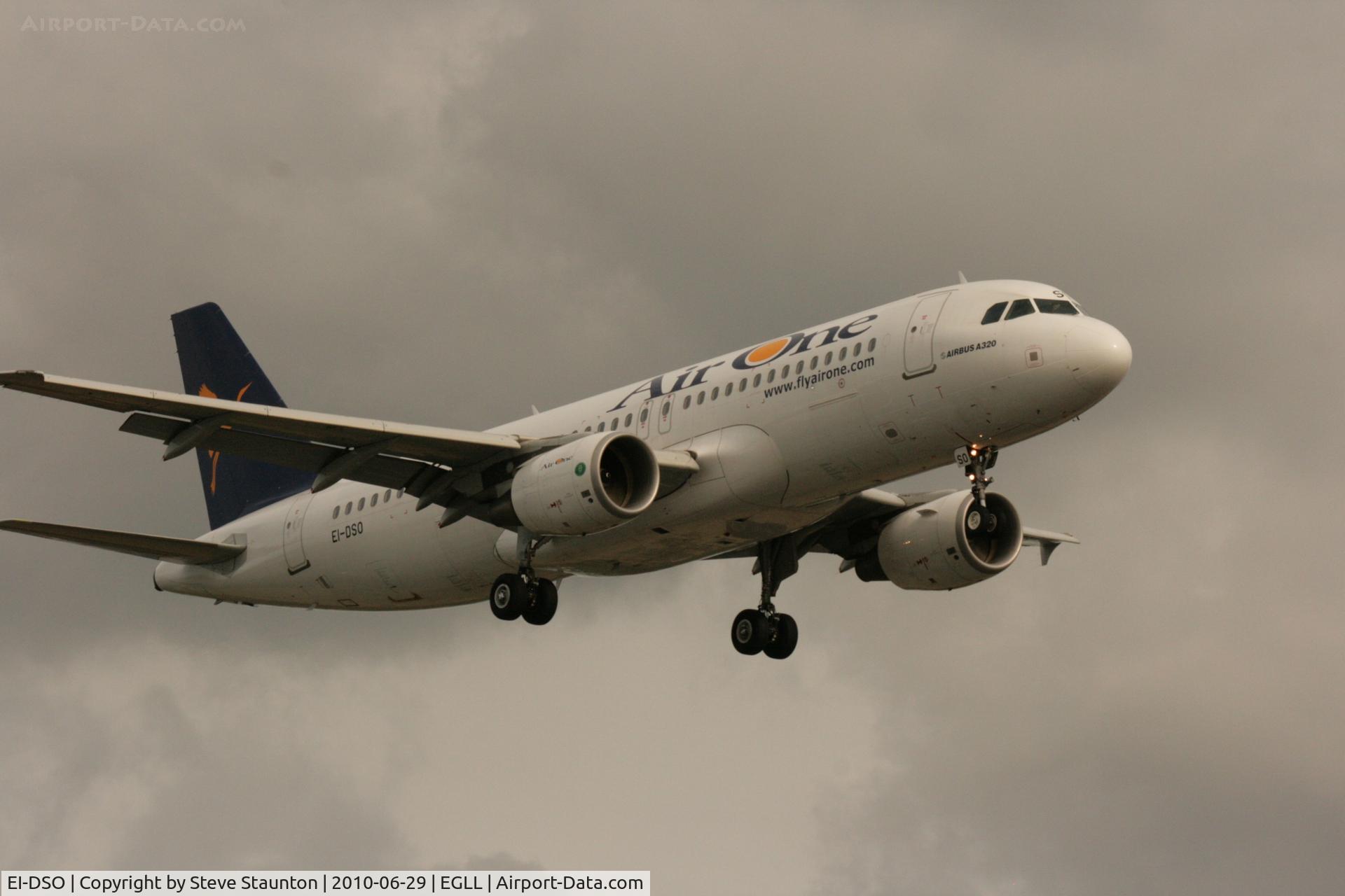EI-DSO, 2008 Airbus A320-216 C/N 3464, Taken at Heathrow Airport, June 2010