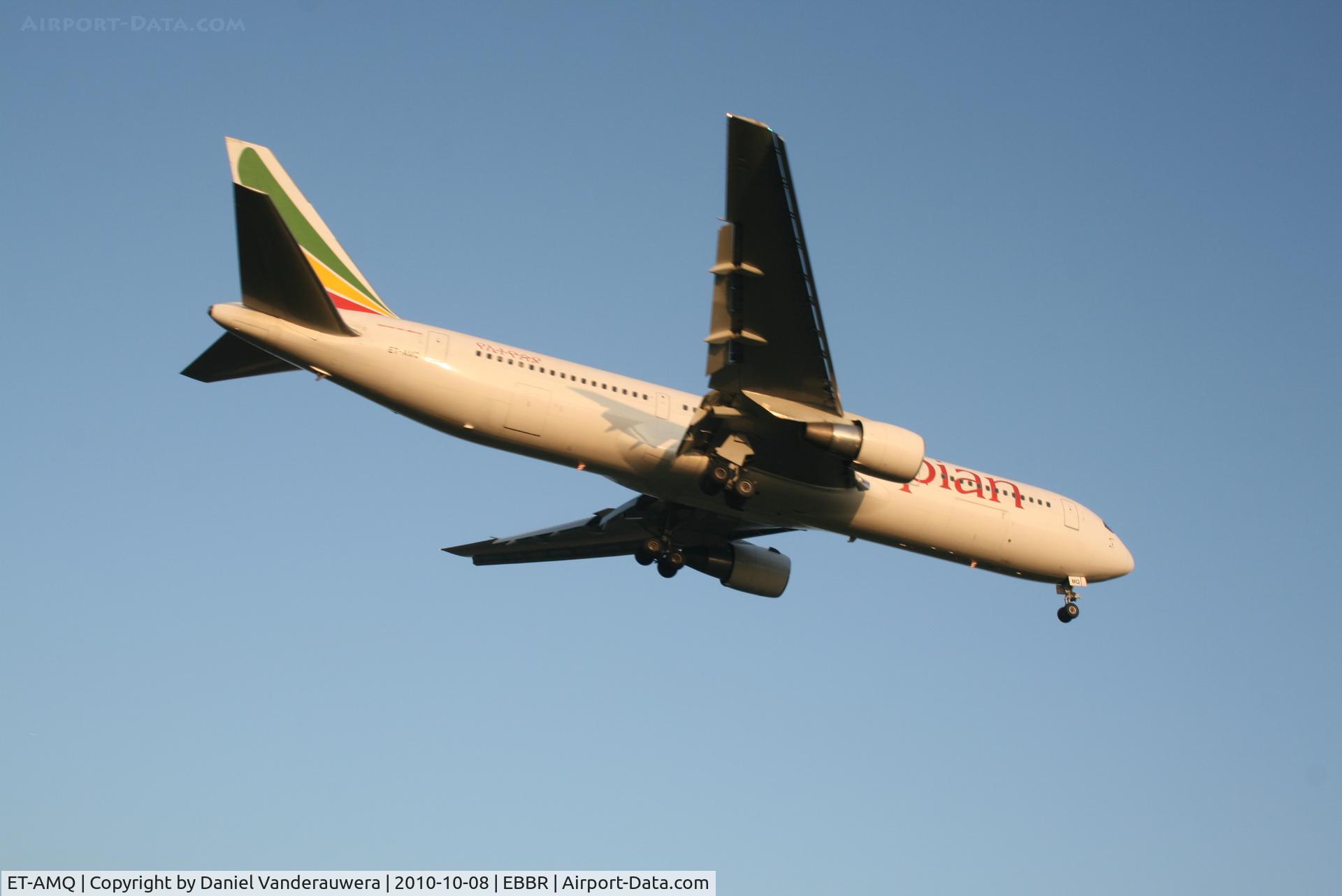 ET-AMQ, 1995 Boeing 767-33A/ER C/N 27909, Flight ET704 is descending to RWY 02