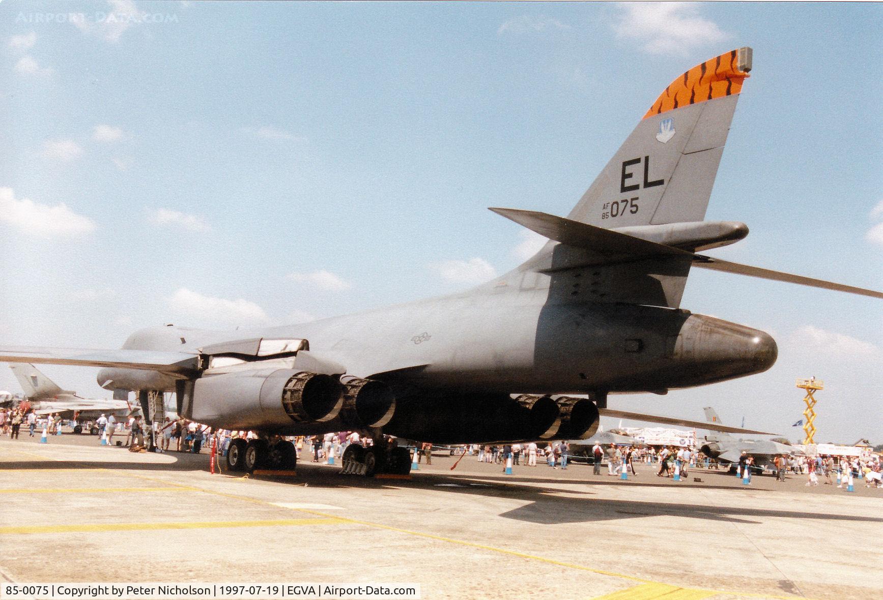85-0075, 1985 Rockwell B-1B Lancer C/N 35, B-1B Lancer, callsign Tiger 01, of 37th Bomb Squadron/28th Bombardment Wing at Ellsworth AFB on display at the 1997 Intnl Air Tattoo at RAF Fairford.