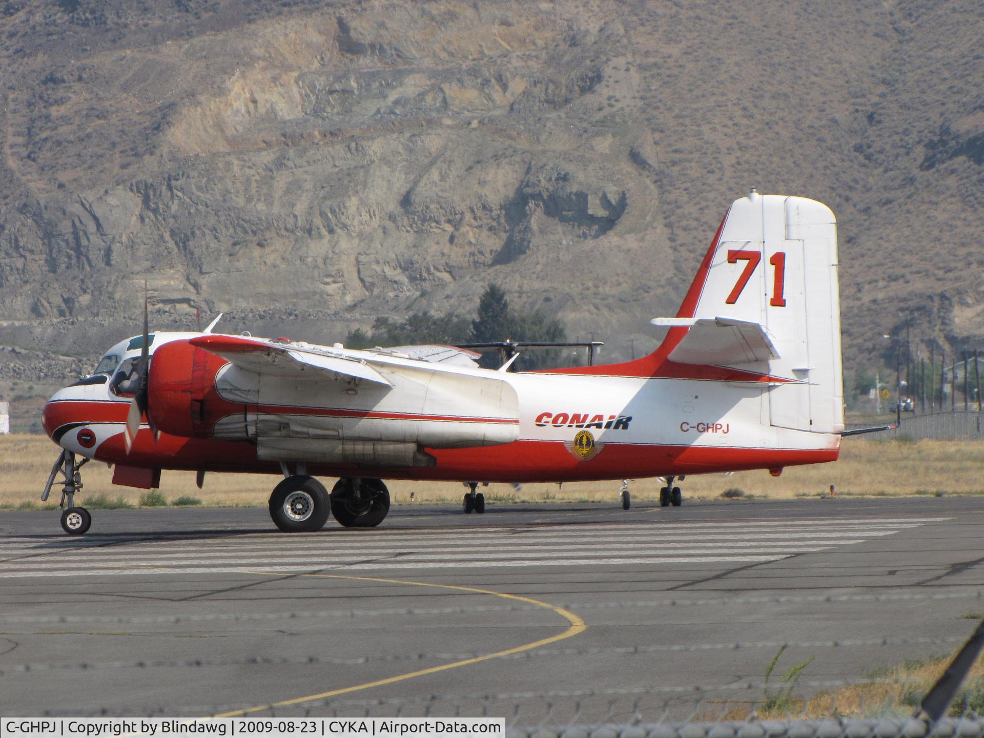 C-GHPJ, 1958 Grumman (Conair) S-2 Firecat (G-89) C/N 022 (136600 MSN 509), ...waiting to go on 26.