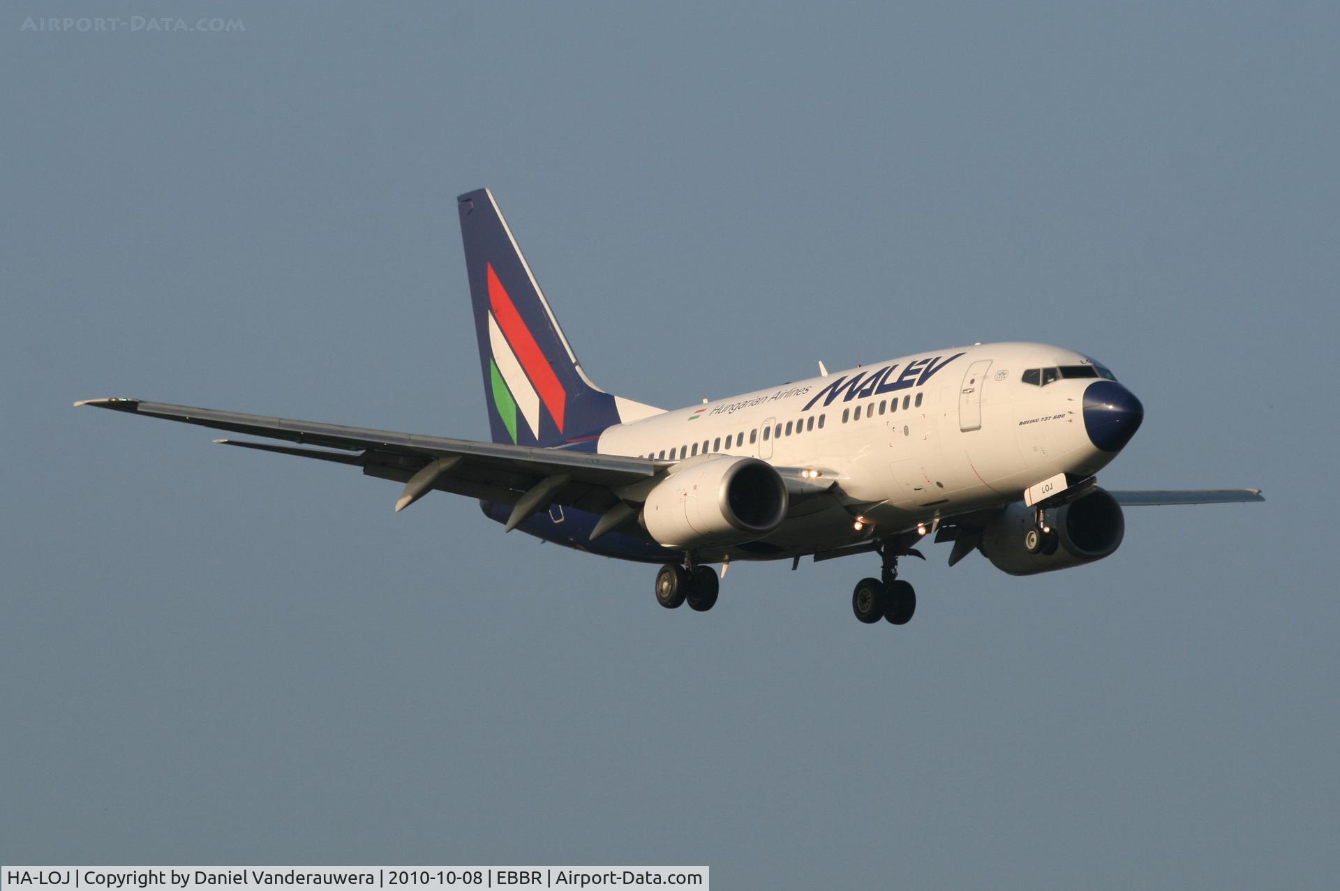 HA-LOJ, 2004 Boeing 737-6Q8 C/N 29349, Arrival of flight MA600 to RWY 02