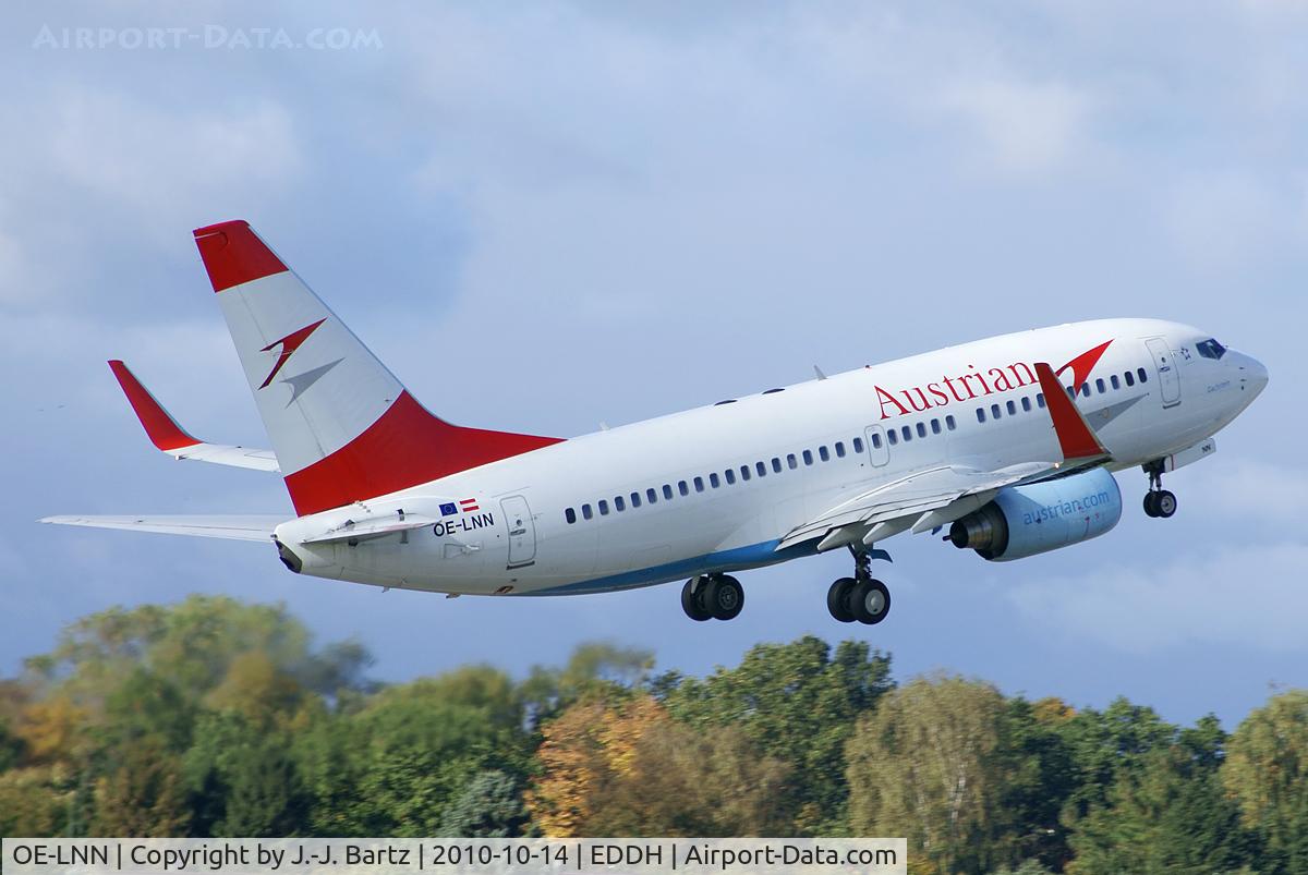 OE-LNN, 2000 Boeing 737-7Z9 C/N 30418, DSLR-A230 (55-200 mm)