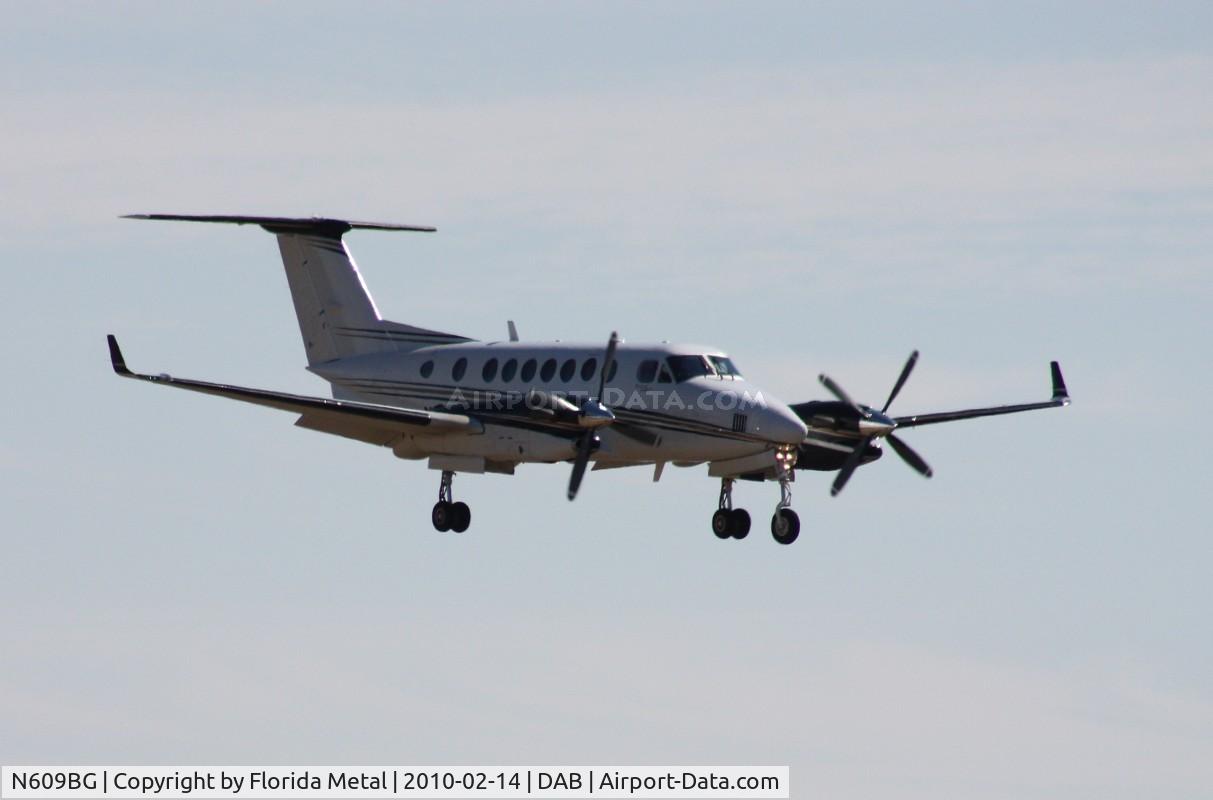N609BG, Raytheon Aircraft Company B300 C/N FL-468, Beech 350