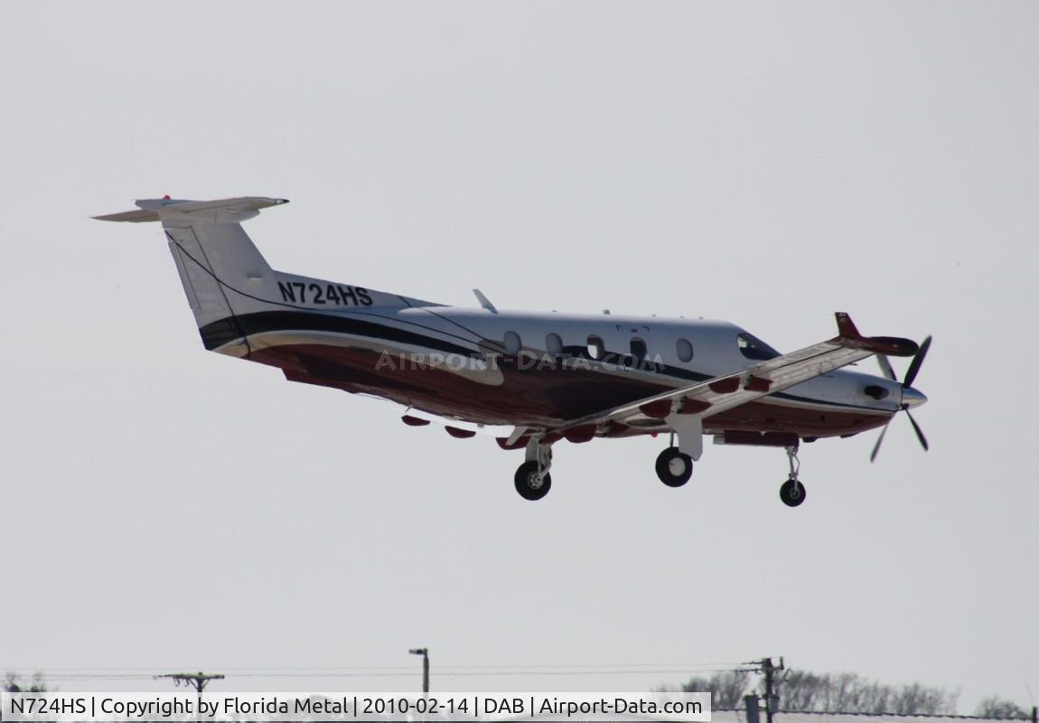 N724HS, 2004 Pilatus PC-12/45 C/N 564, PC-12