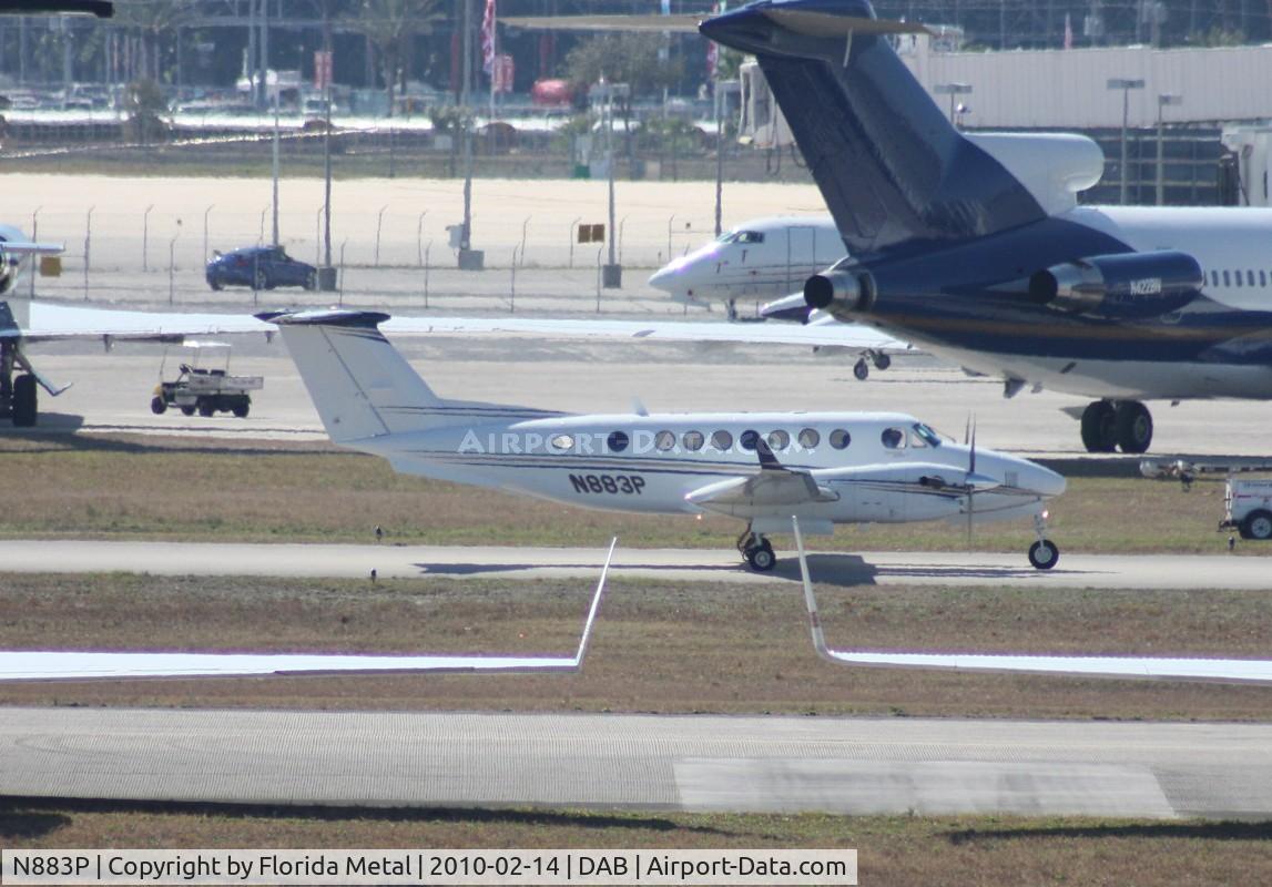 N883P, Raytheon Aircraft Company B300 C/N FL-508, Beech 350