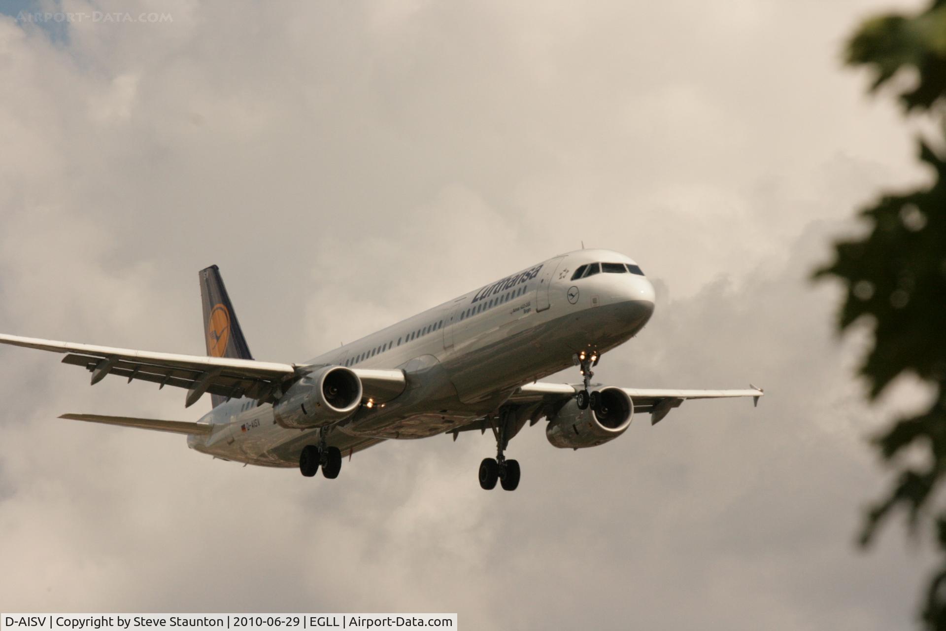 D-AISV, 2009 Airbus A321-231 C/N 4050, Taken at Heathrow Airport, June 2010