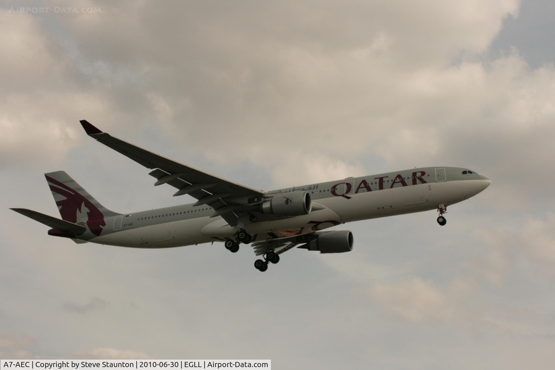 A7-AEC, 2005 Airbus A330-302 C/N 659, Taken at Heathrow Airport, June 2010