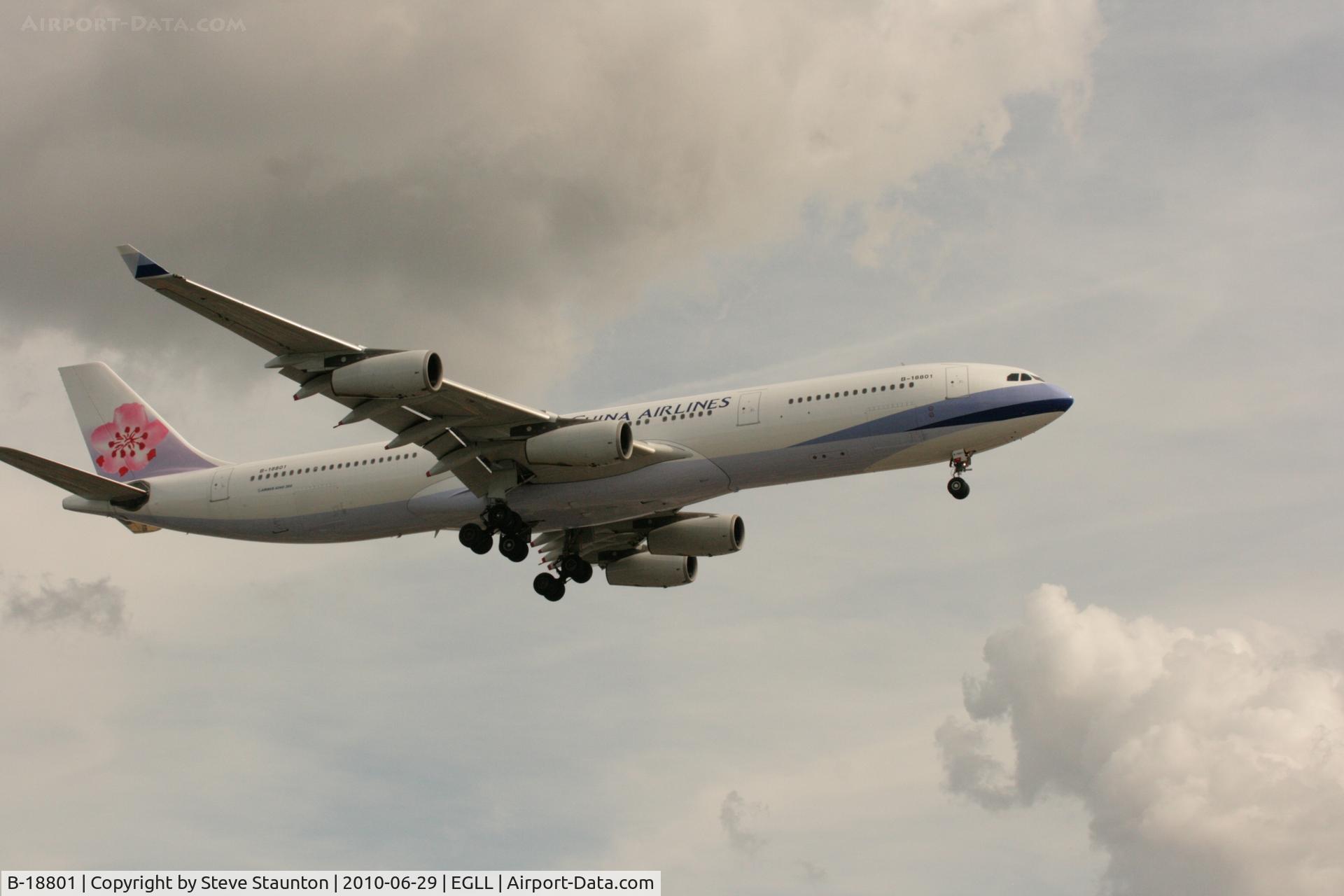 B-18801, 2001 Airbus A340-313 C/N 402, Taken at Heathrow Airport, June 2010