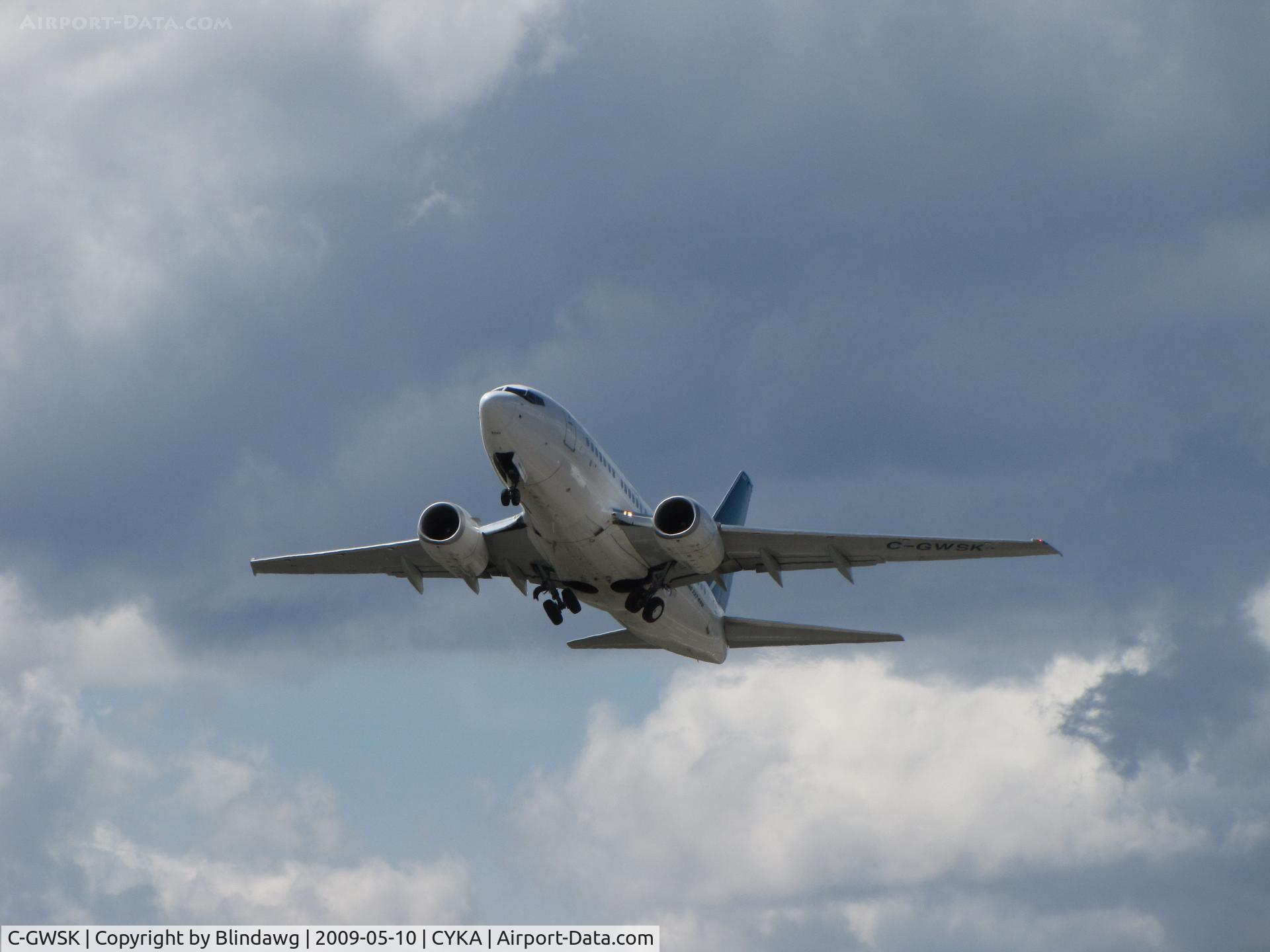 C-GWSK, 2006 Boeing 737-6CT C/N 34287, ...gear coming up, heading to Calgary.